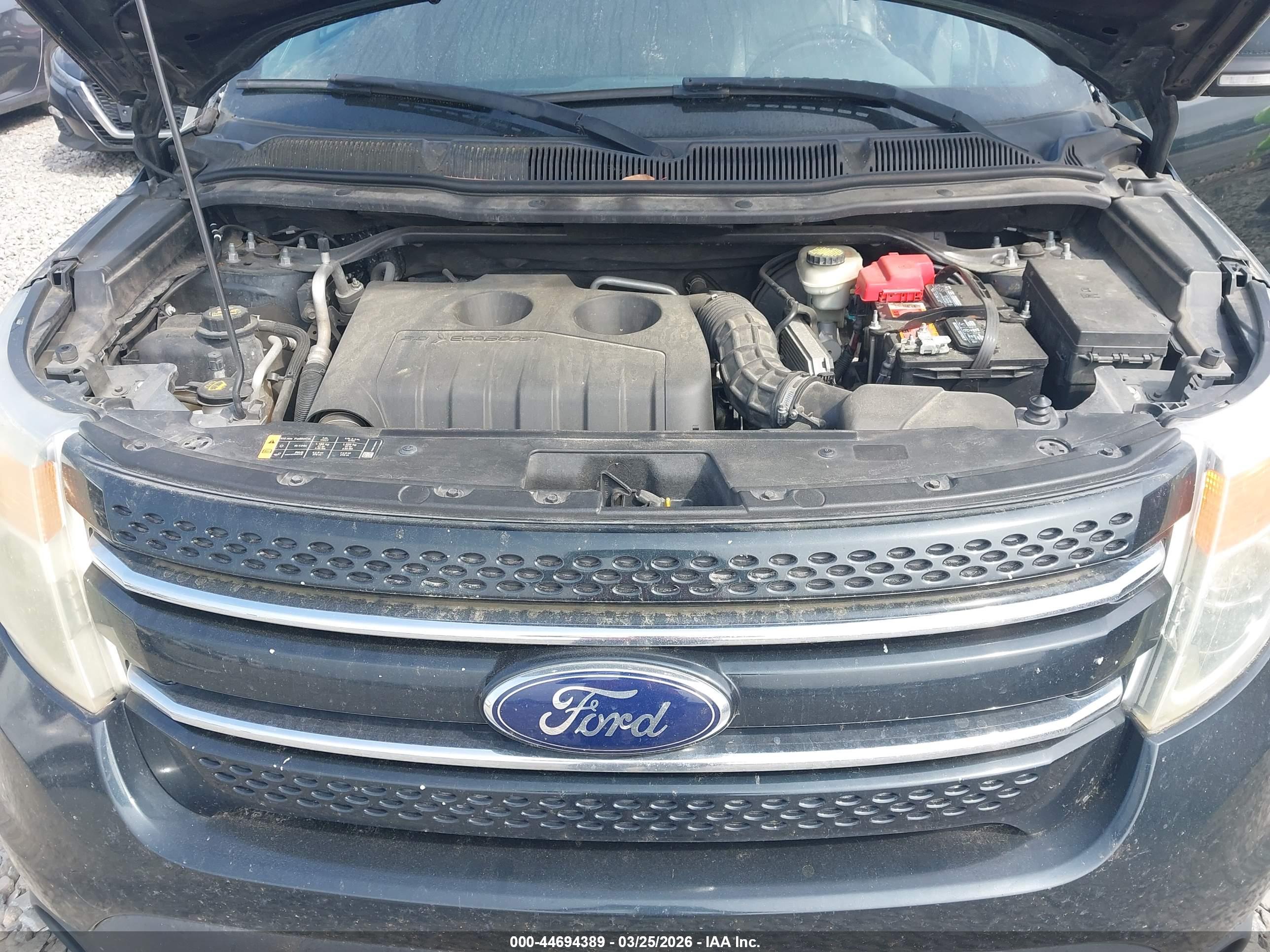 FORD EXPLORER image 10