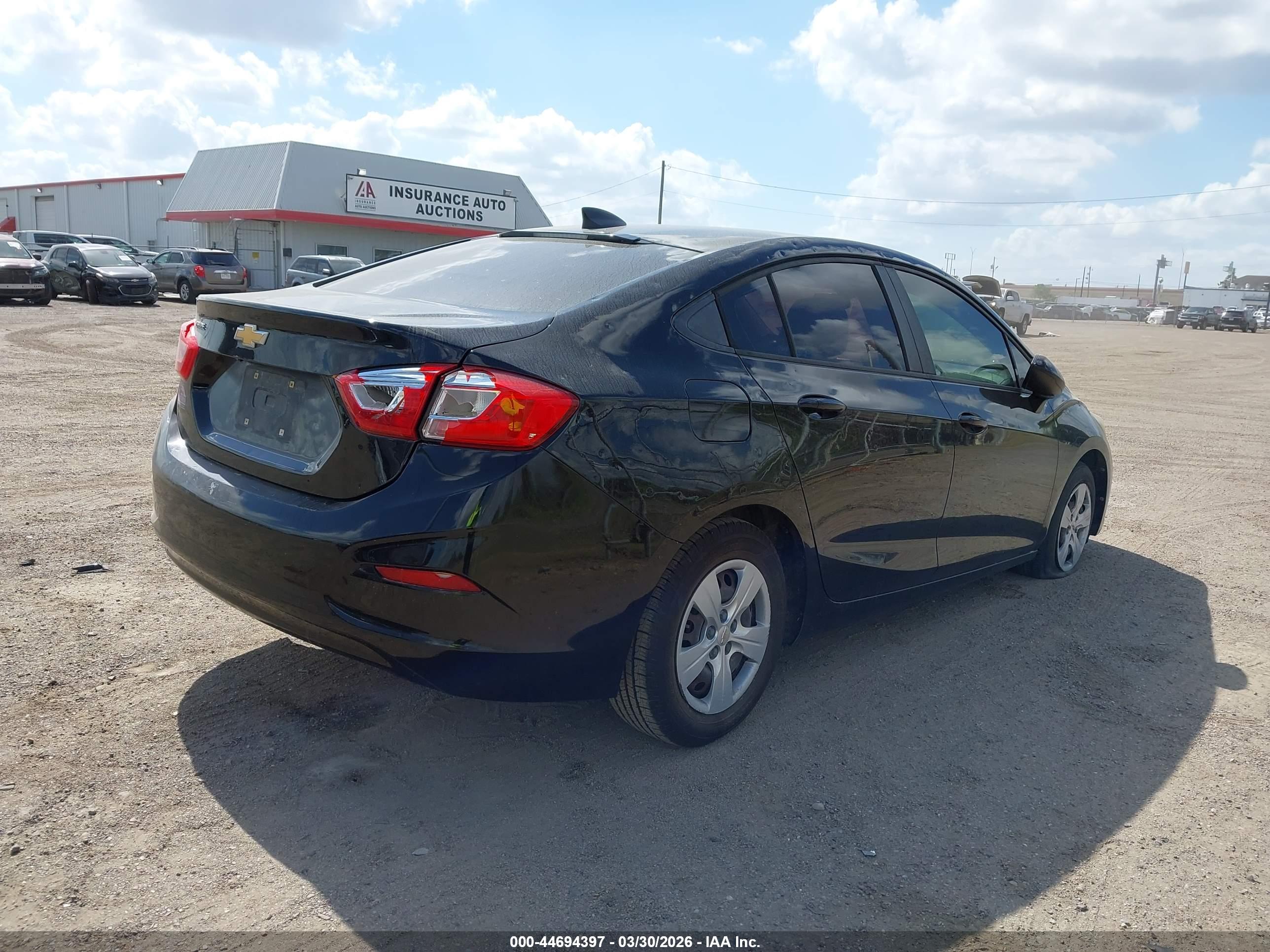 CHEVROLET CRUZE image 4