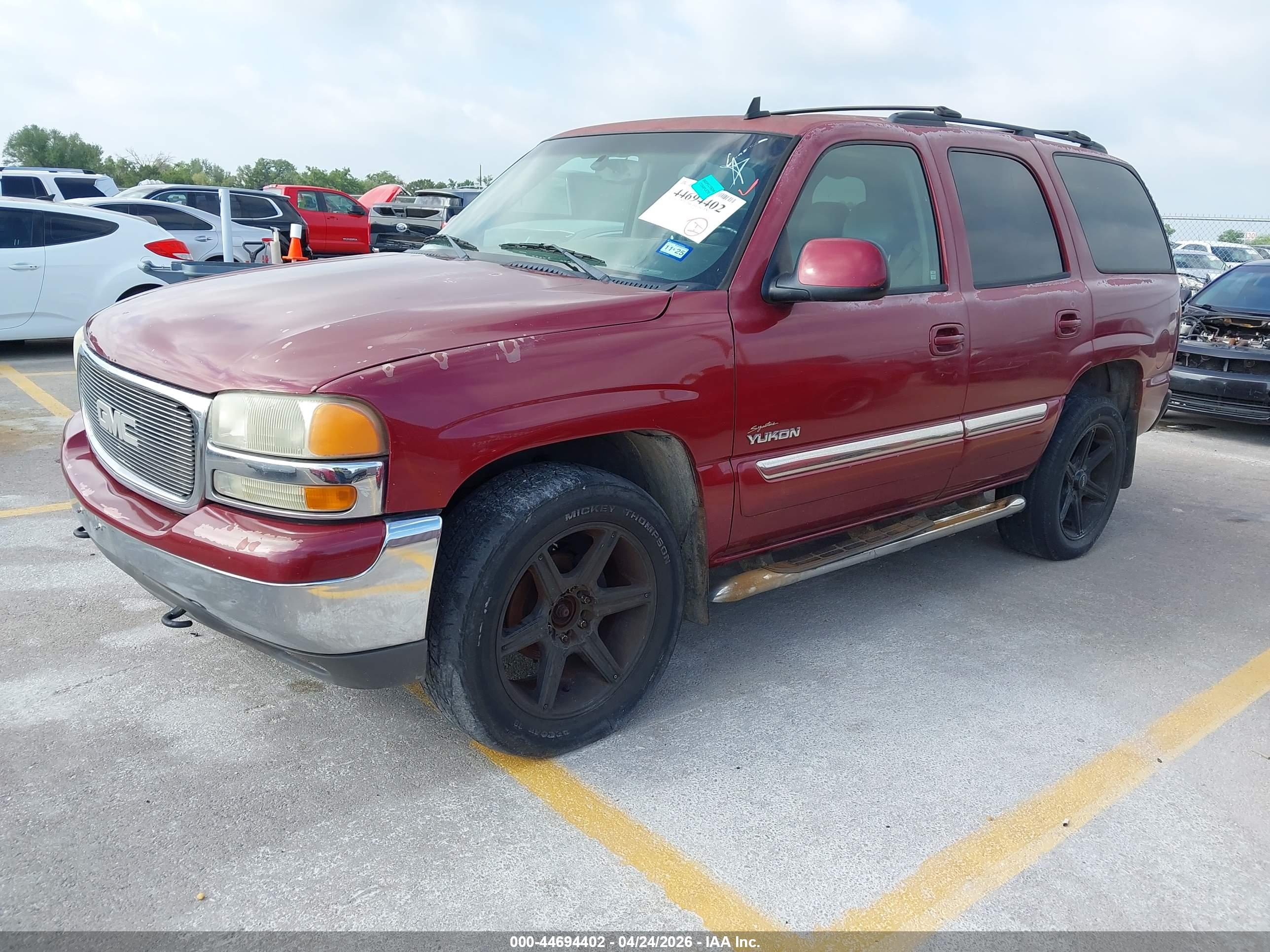 GMC YUKON image 2