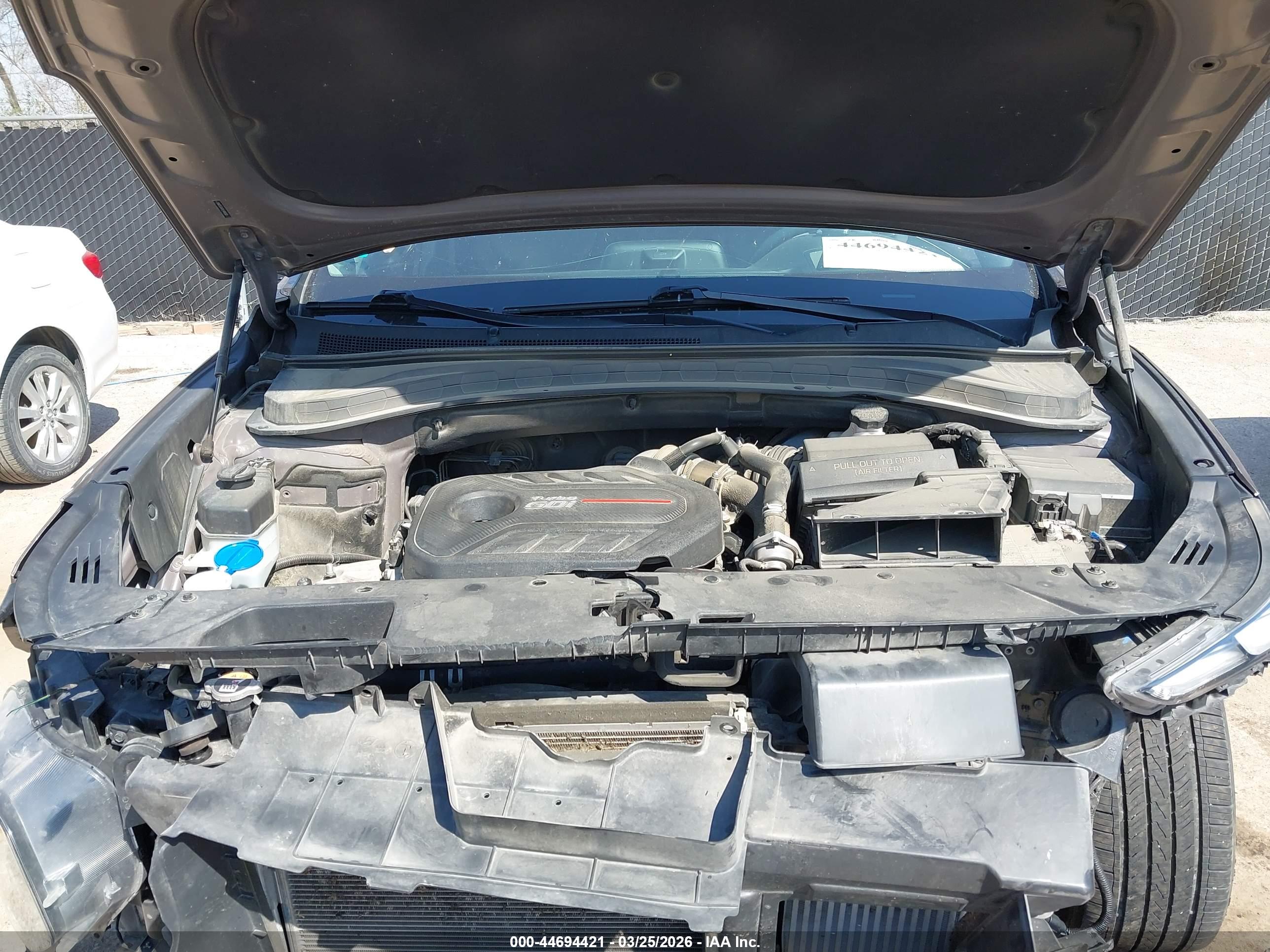 HYUNDAI SANTA image 10
