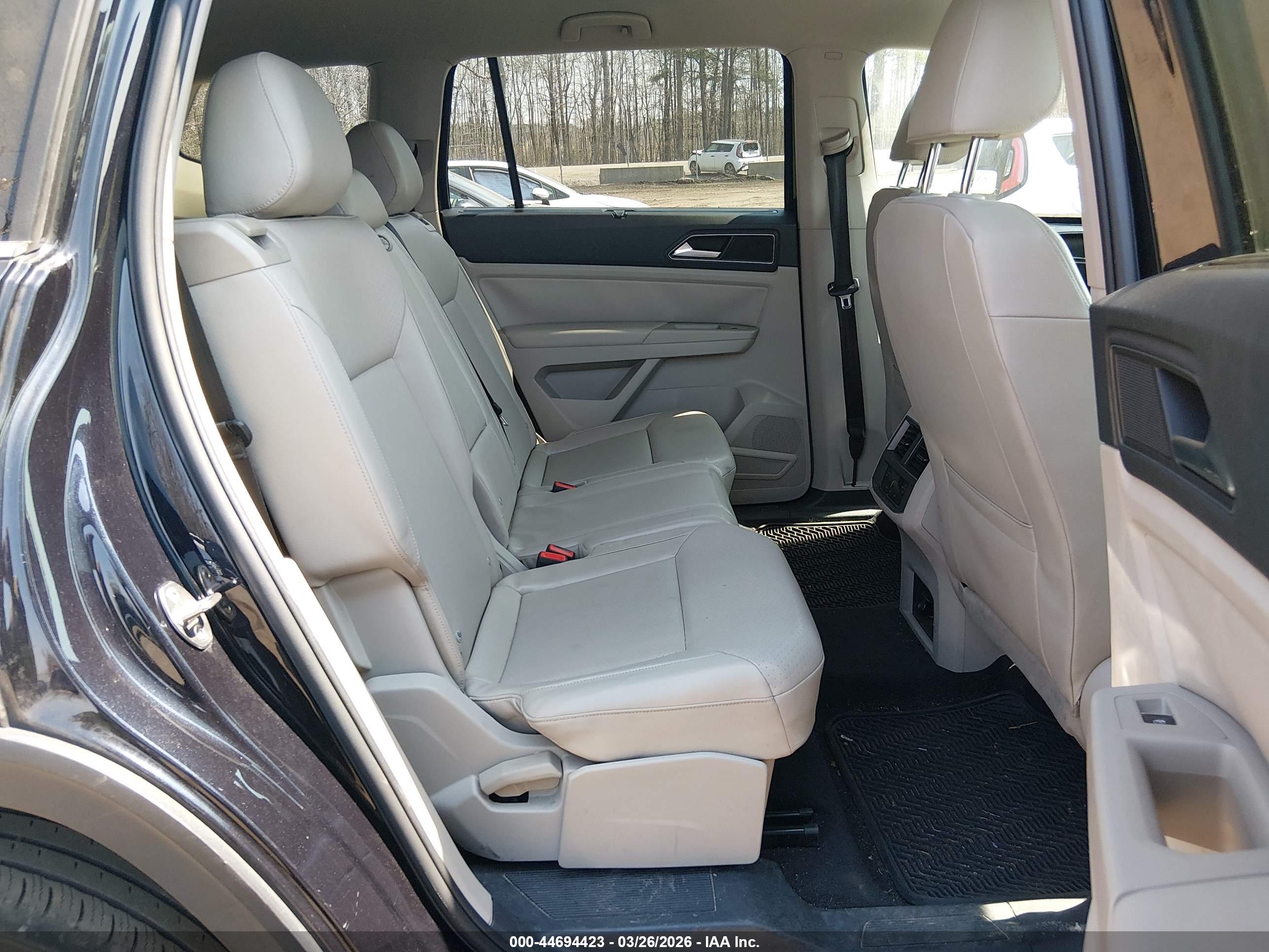 VOLKSWAGEN ATLAS image 8