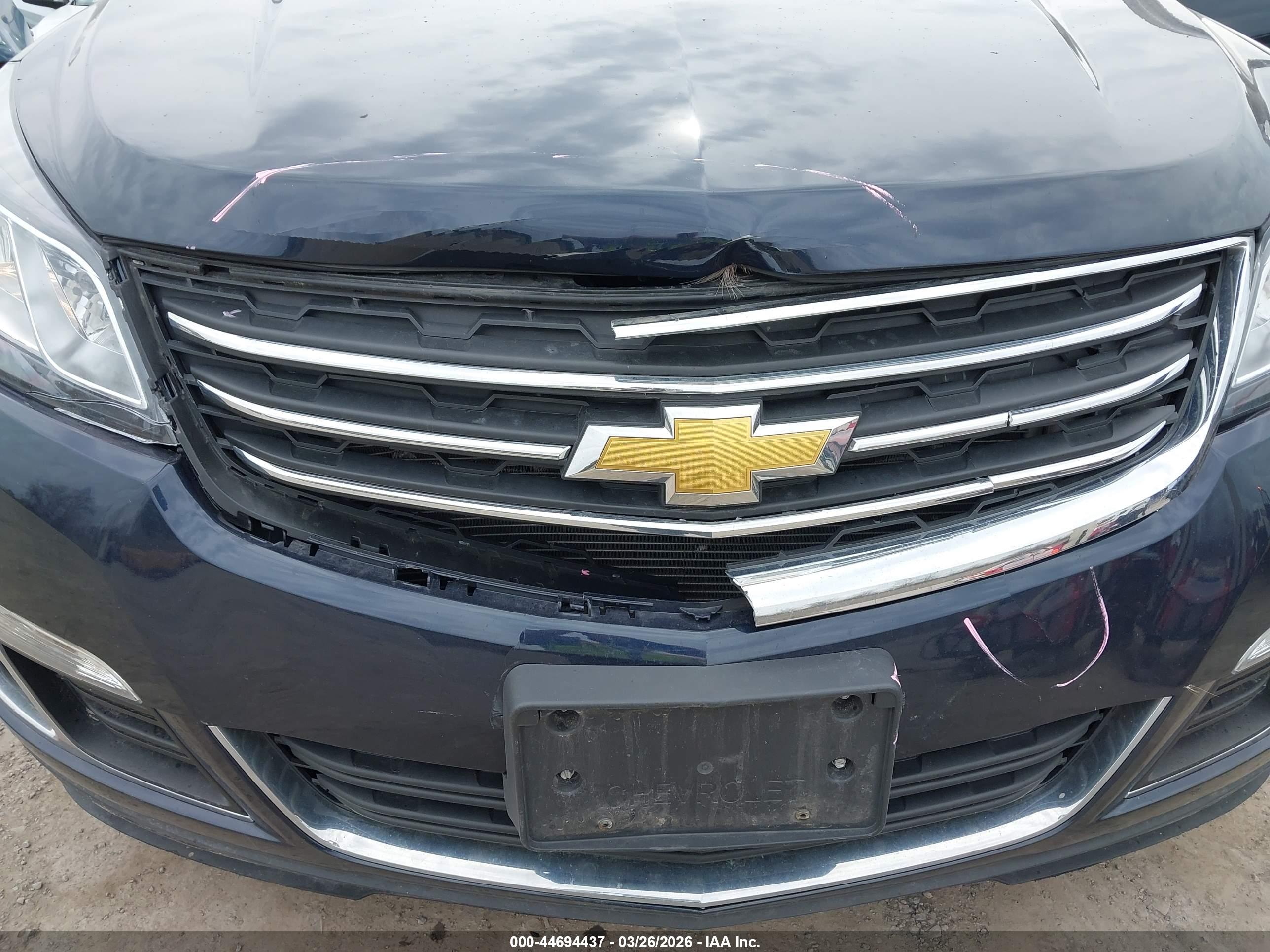 CHEVROLET TRAVERSE image 6