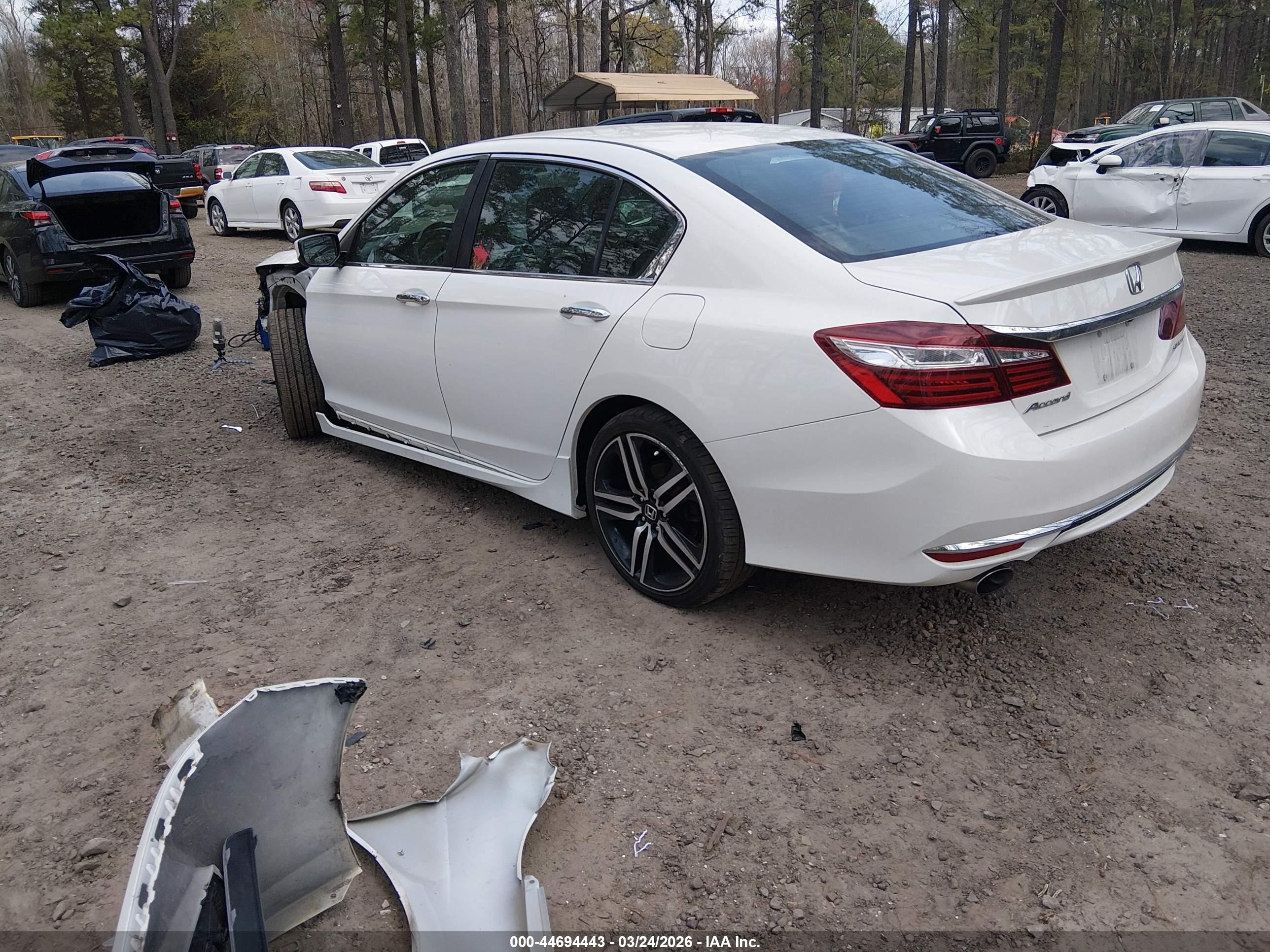 HONDA ACCORD image 3
