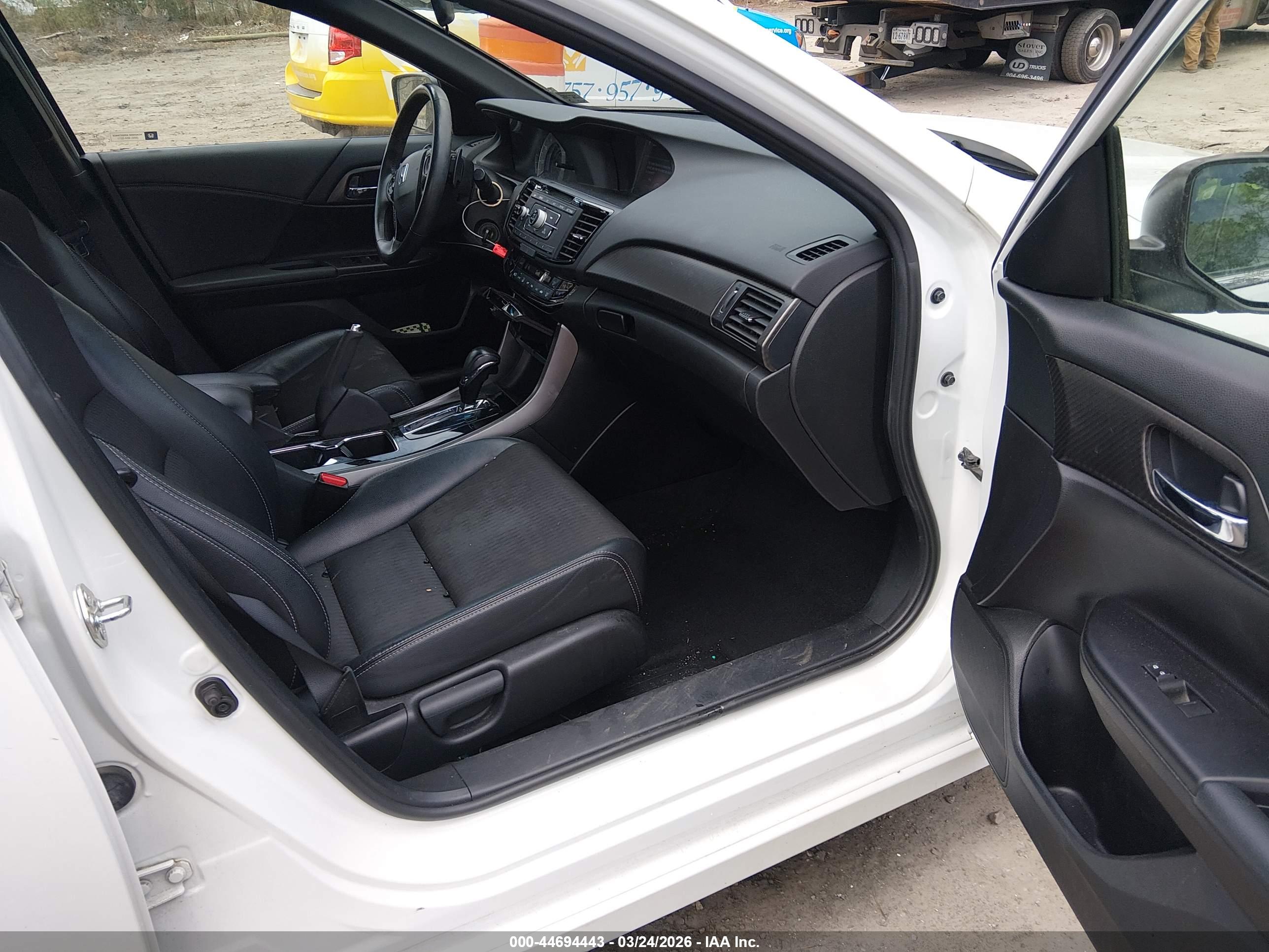 HONDA ACCORD image 5