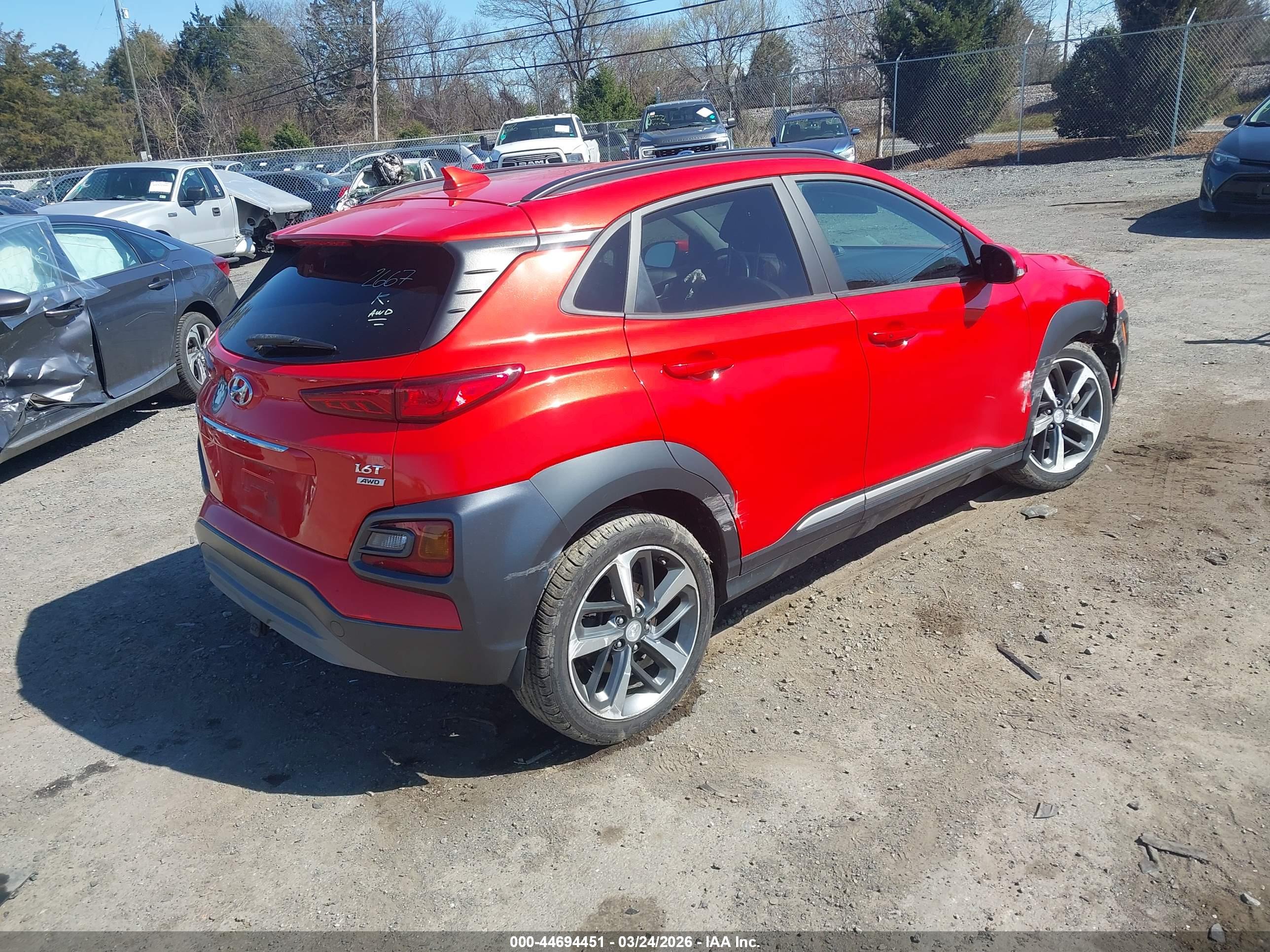 HYUNDAI KONA image 4