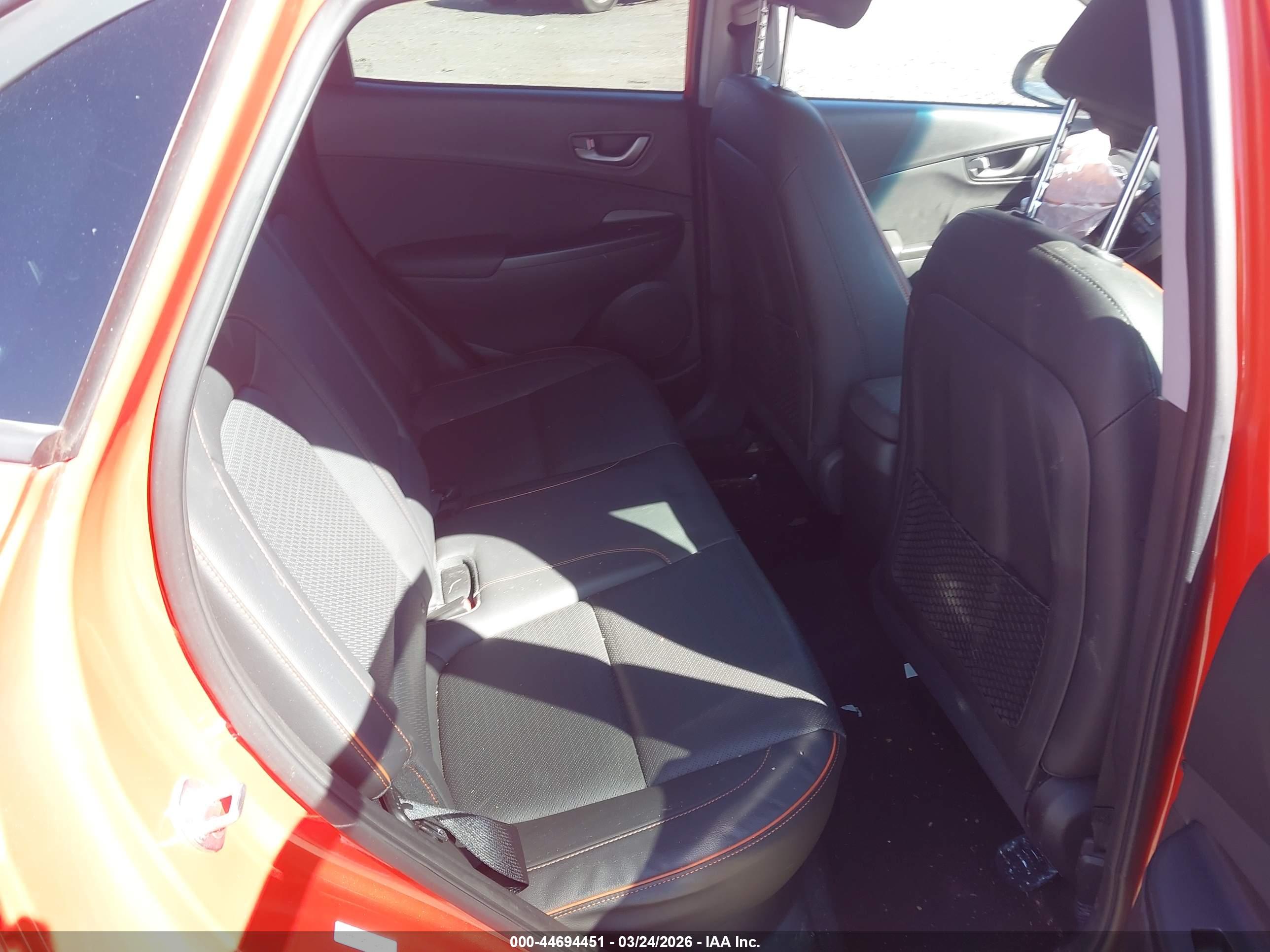 HYUNDAI KONA image 8