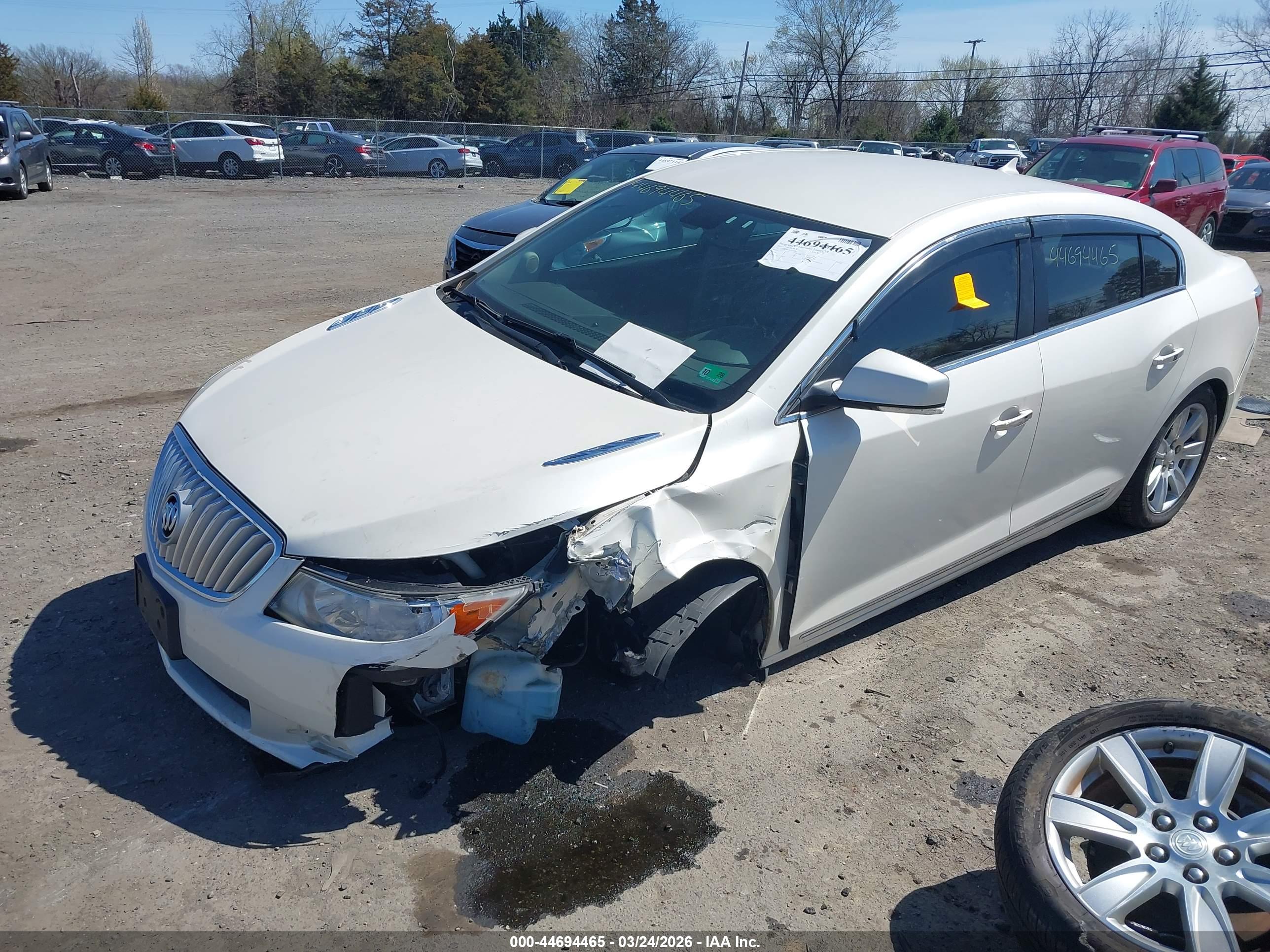BUICK LACROSSE image 2