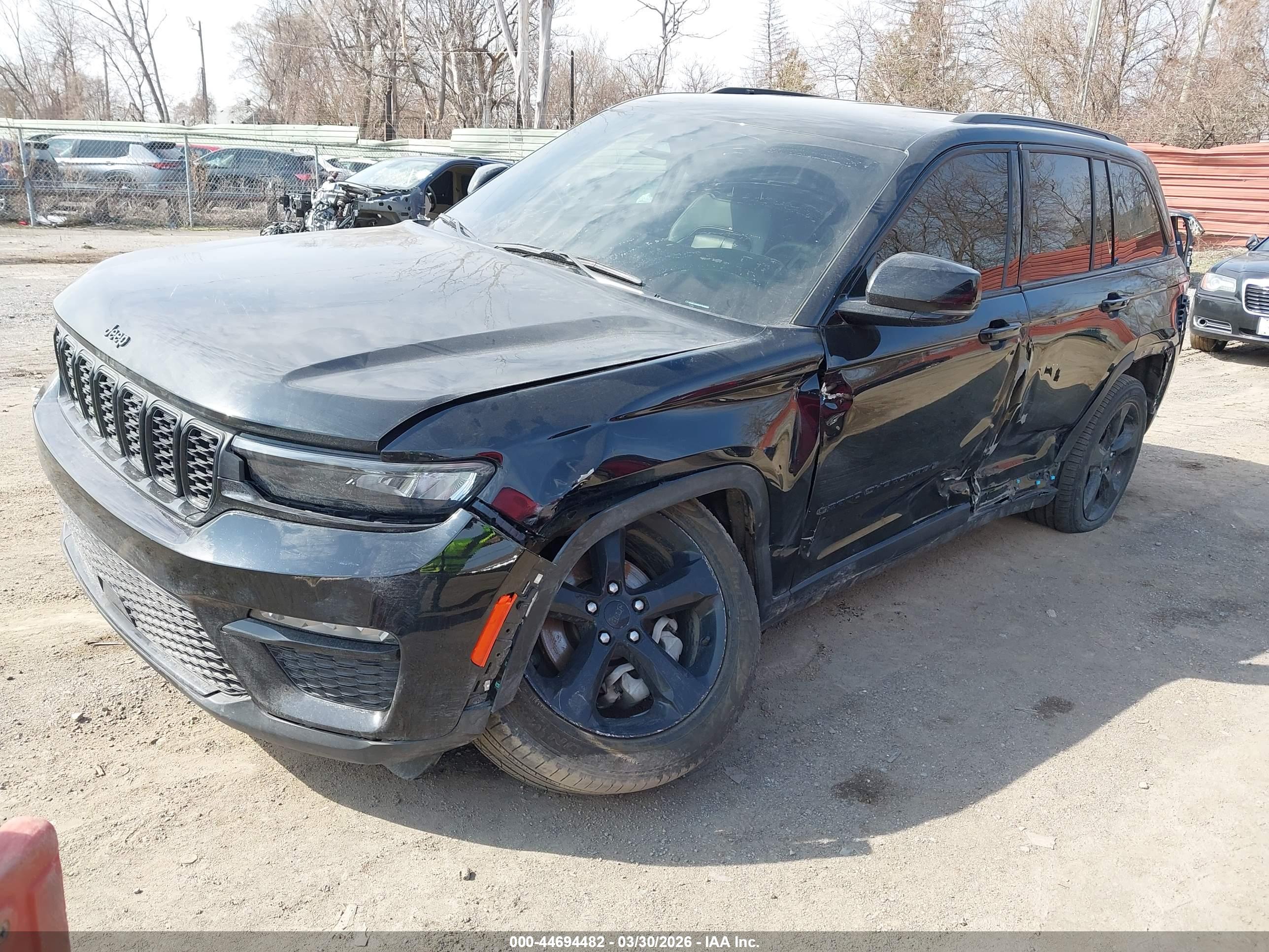 JEEP GRAND image 2