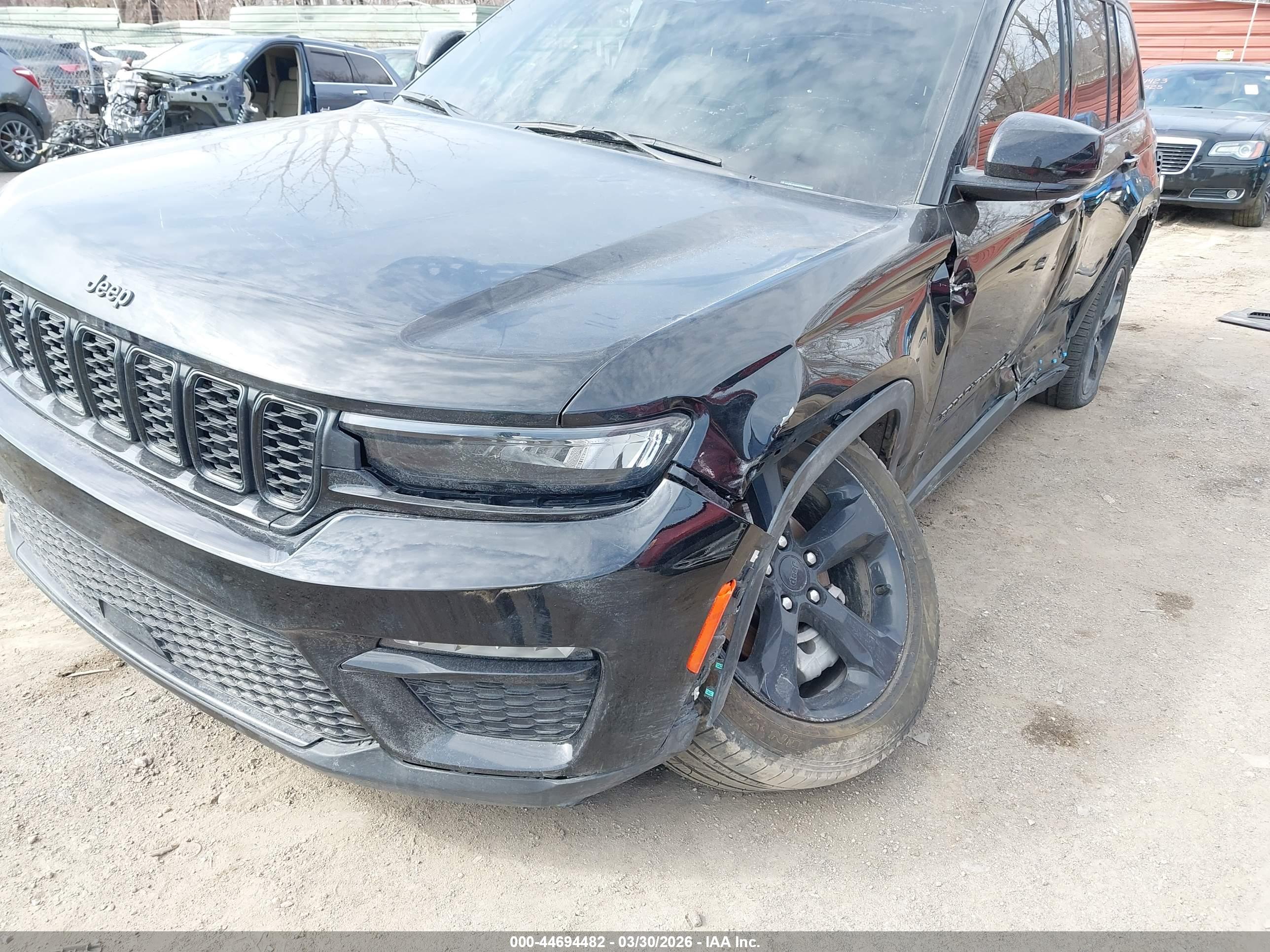JEEP GRAND image 6