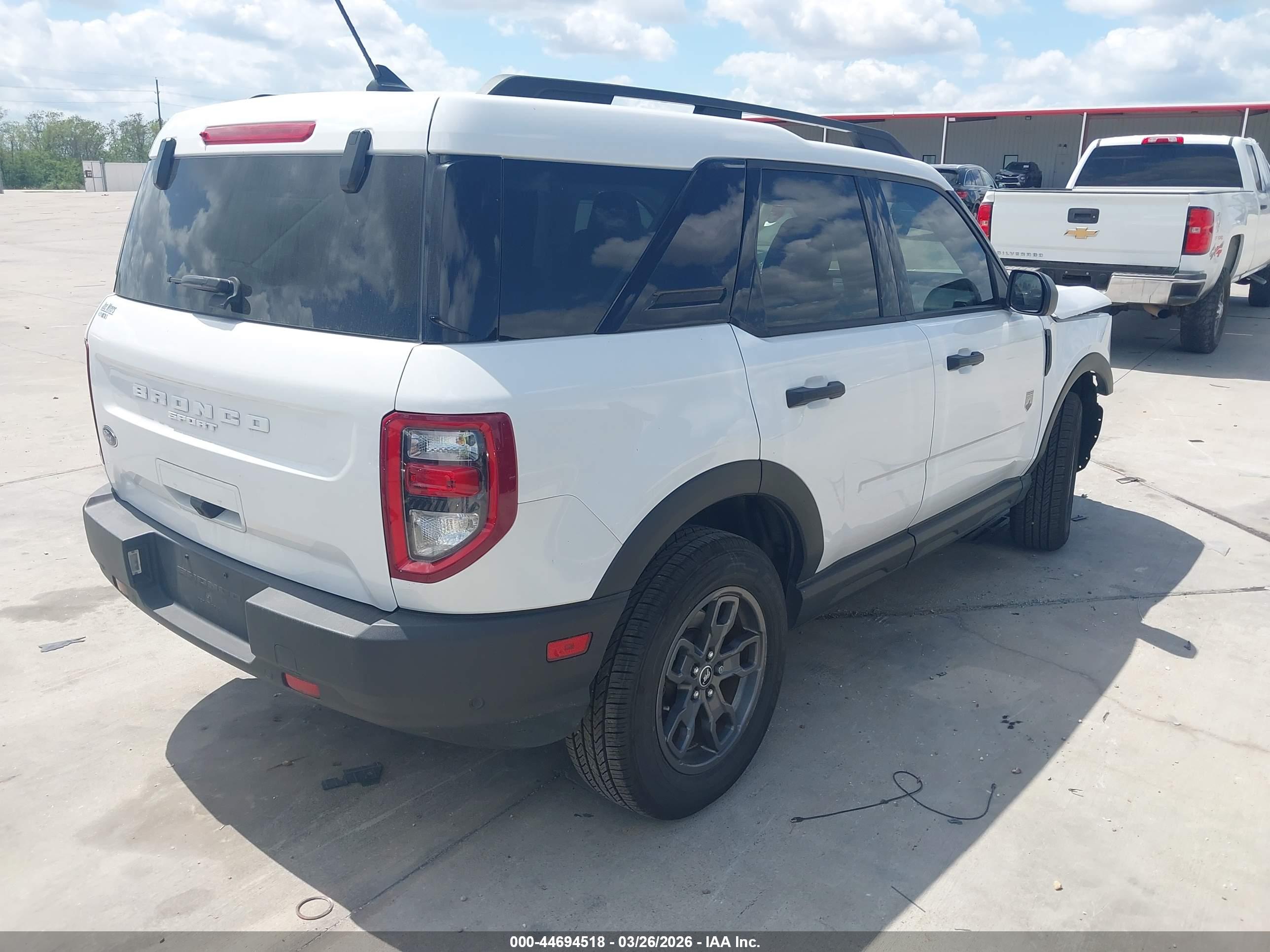 FORD BRONCO image 4