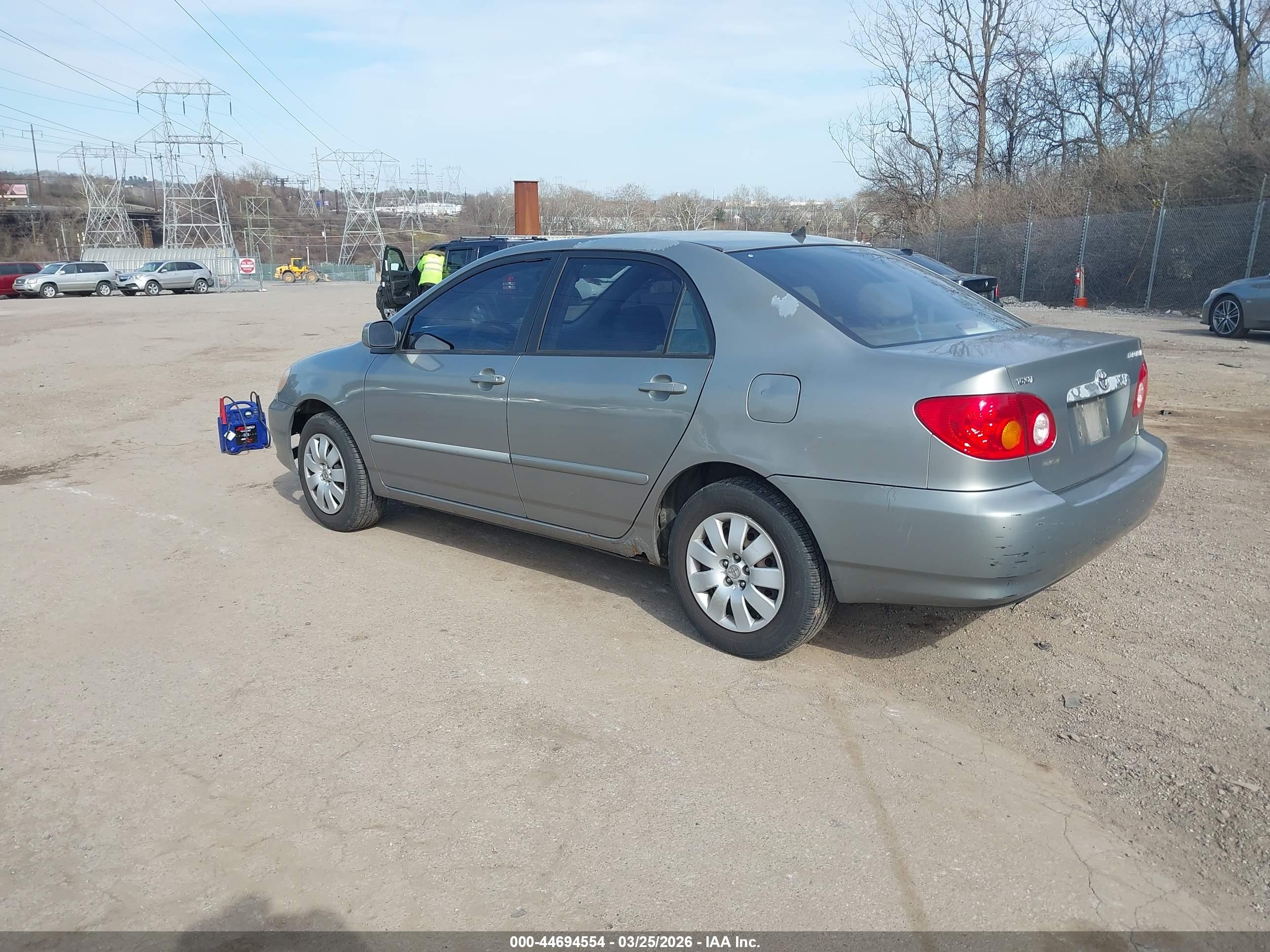TOYOTA COROLLA image 3