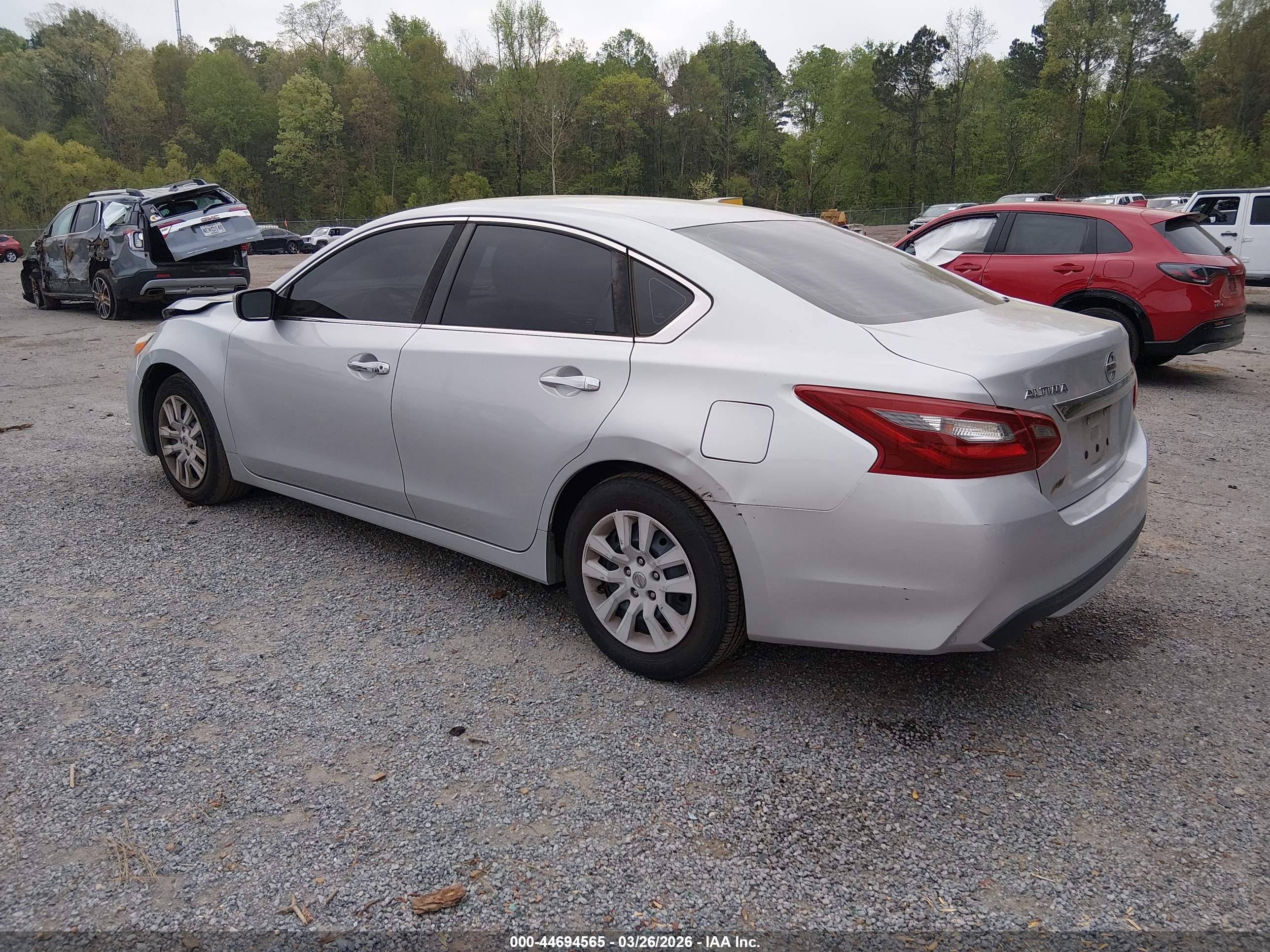 NISSAN ALTIMA image 3
