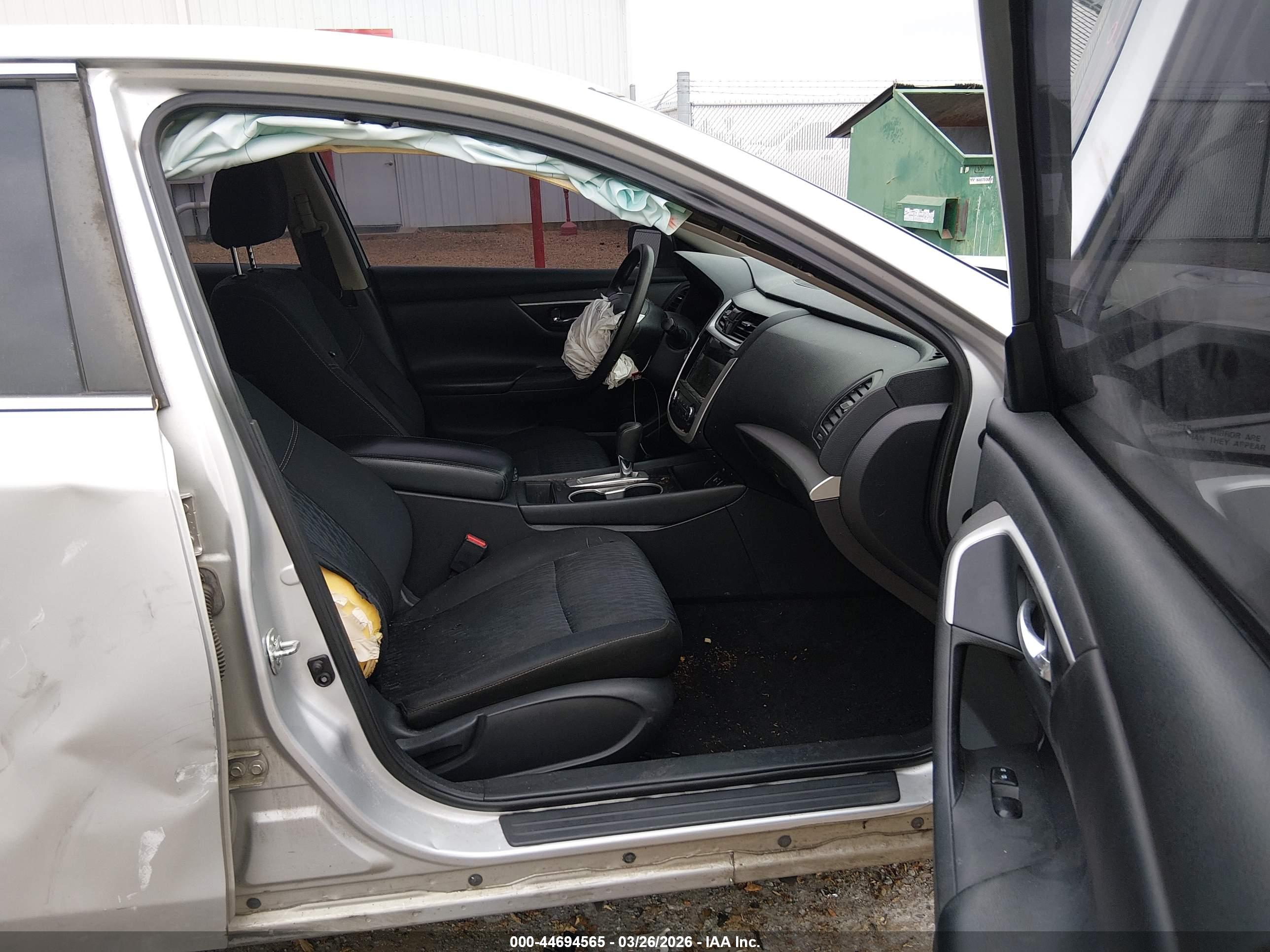 NISSAN ALTIMA image 5