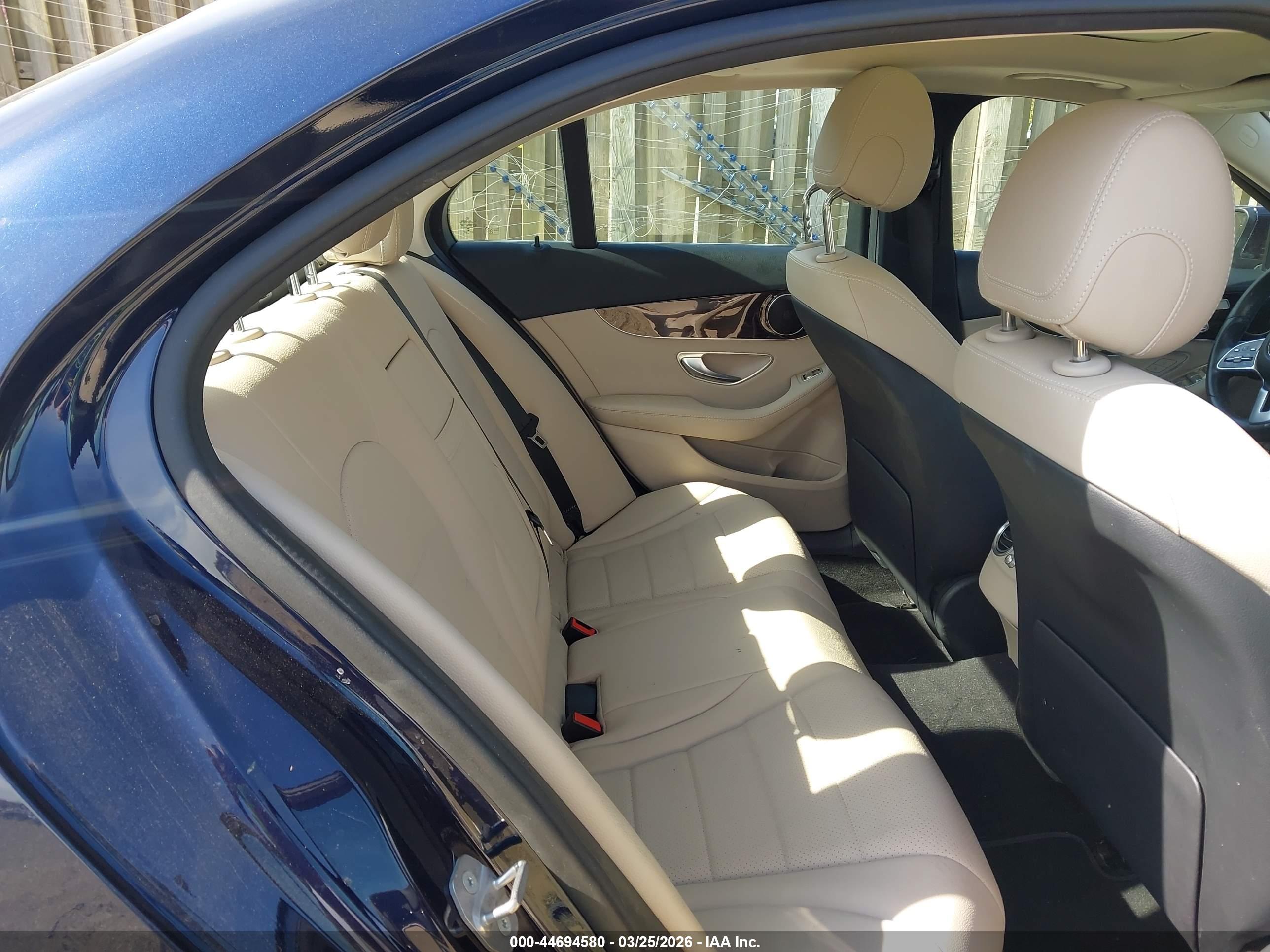 MERCEDES-BENZ C image 8