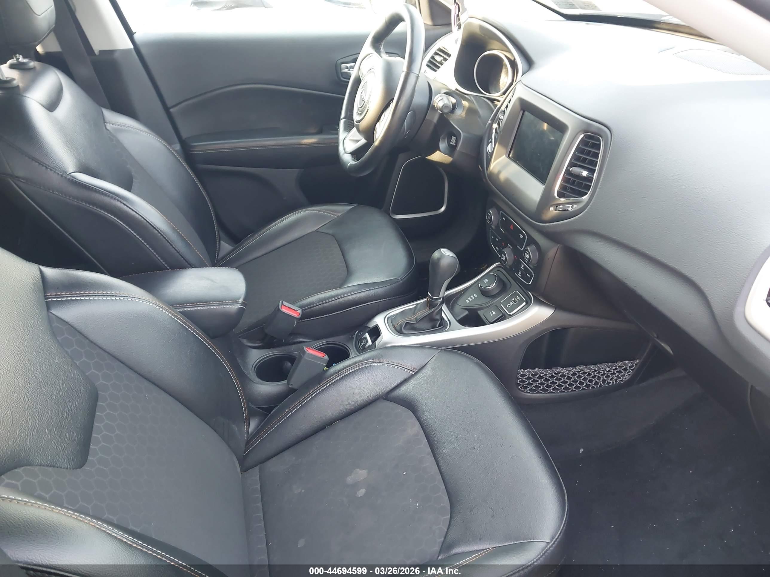 JEEP COMPASS image 5