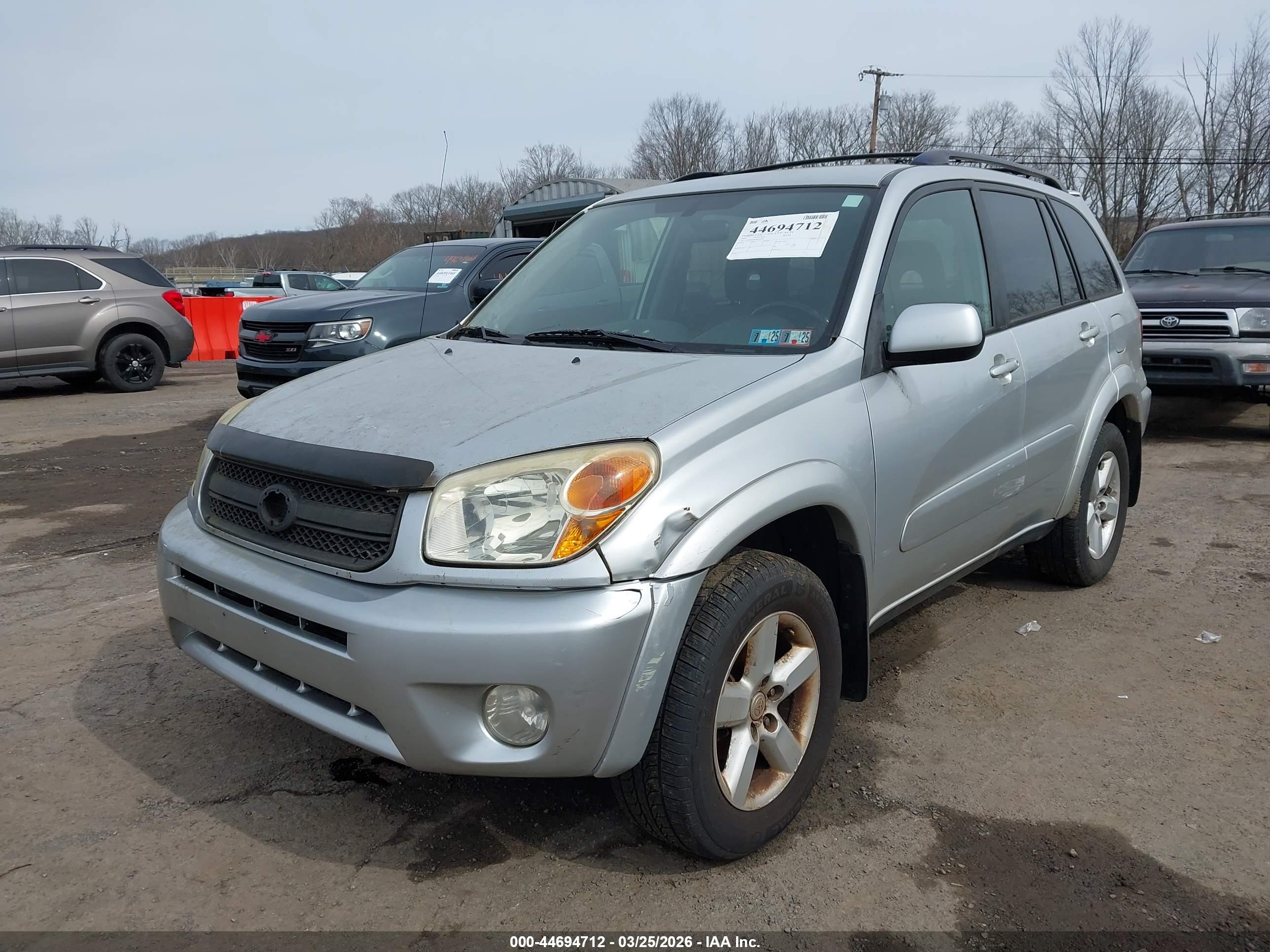 TOYOTA RAV4 image 6