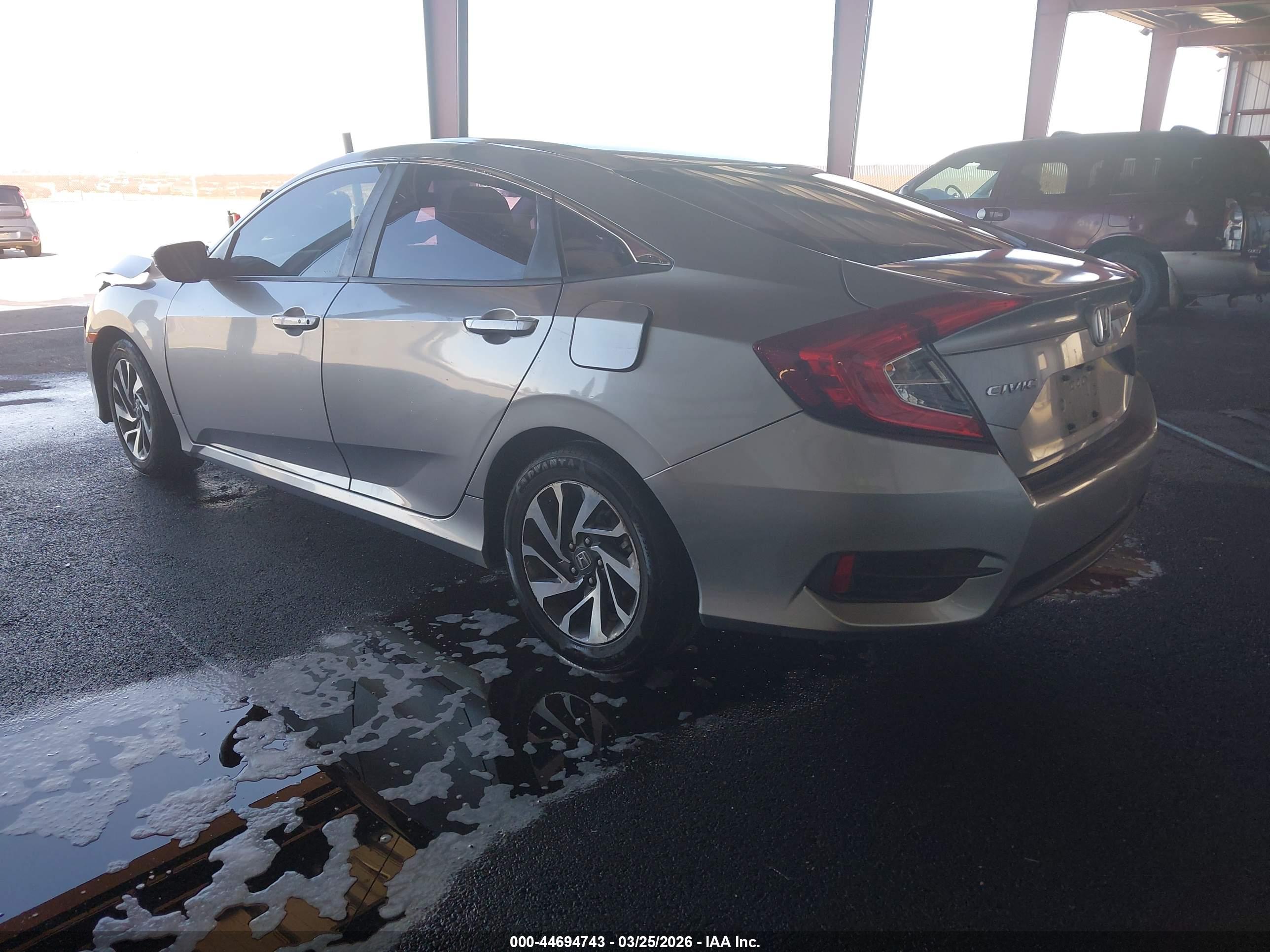 HONDA CIVIC image 3