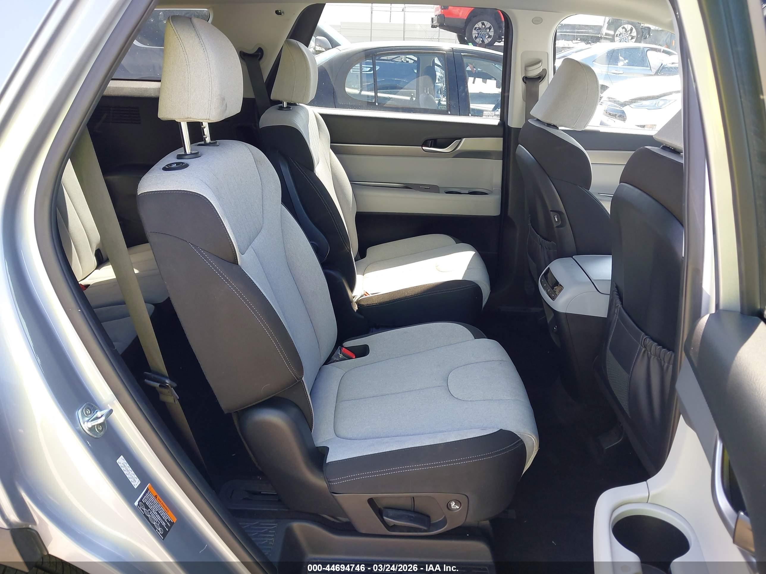 HYUNDAI PALISADE image 8
