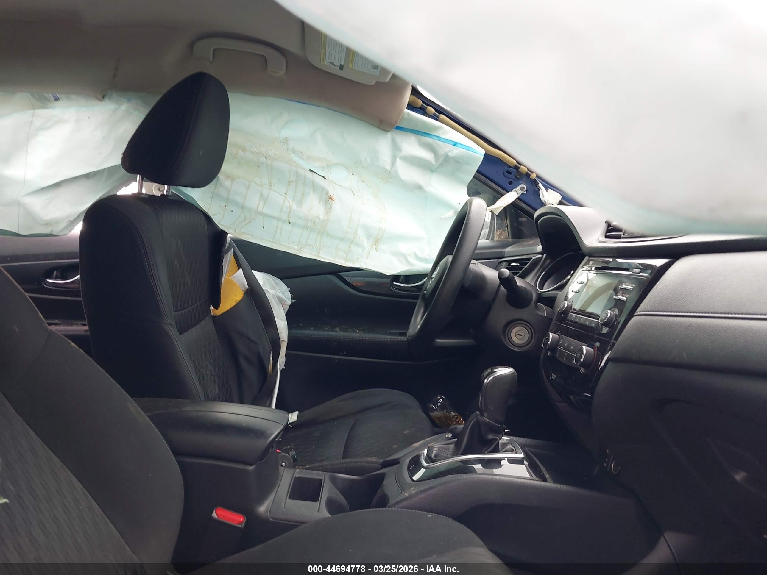 NISSAN ROGUE image 5
