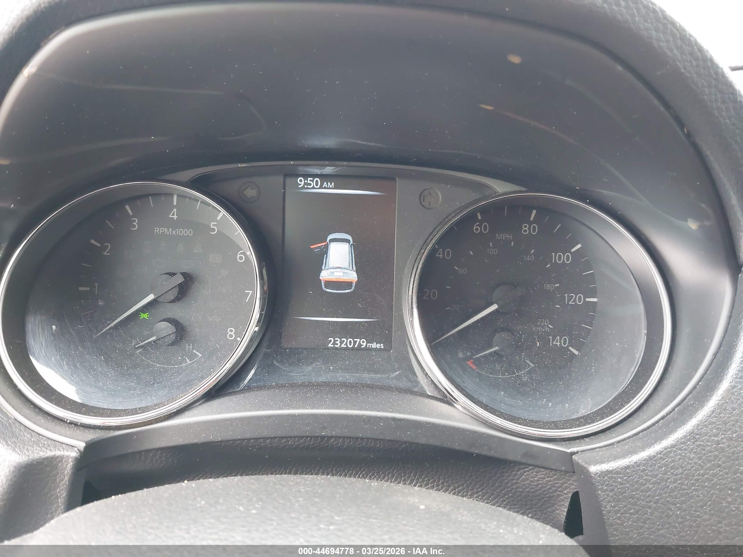 NISSAN ROGUE image 7