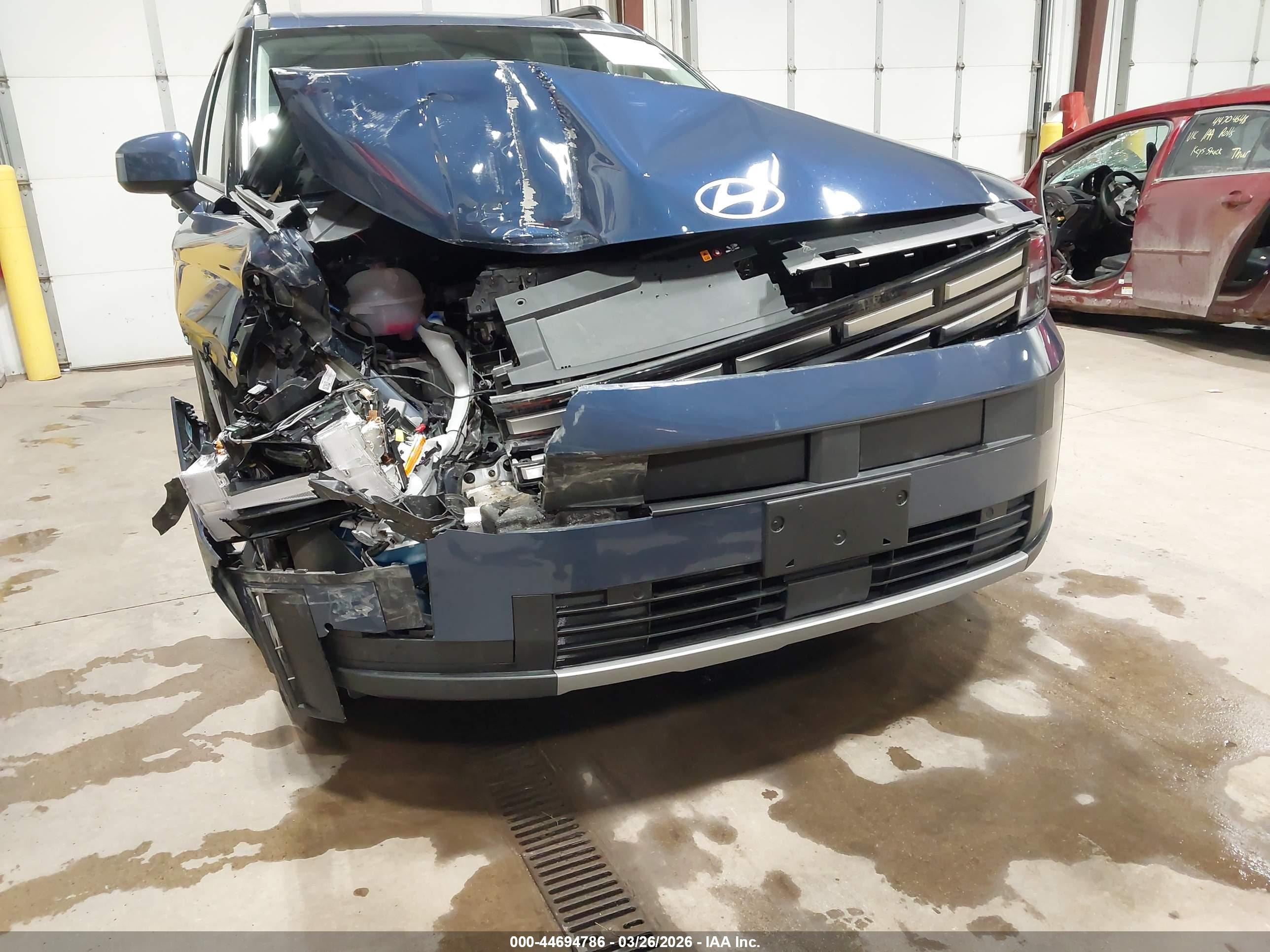 HYUNDAI SANTA image 6