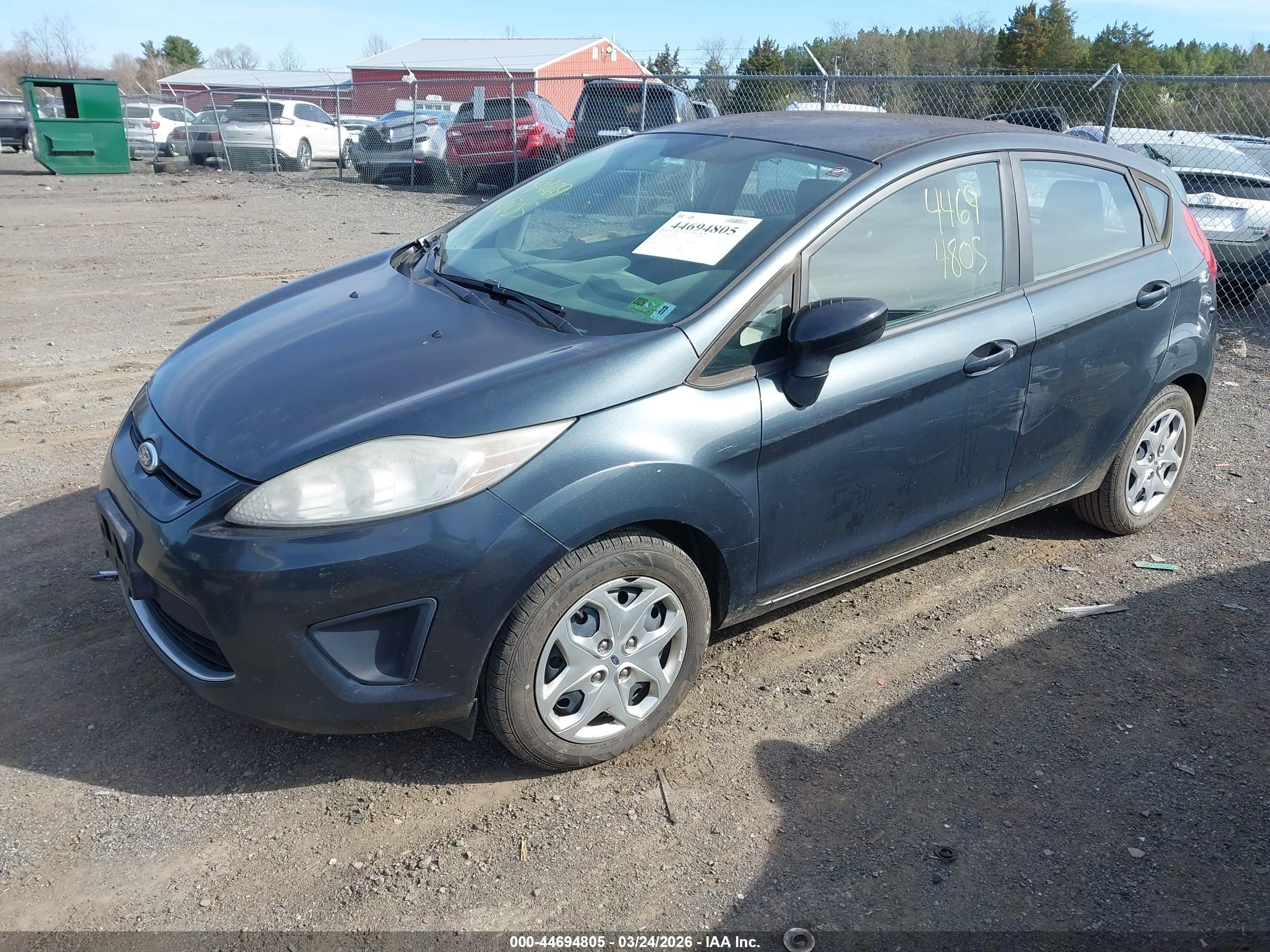 FORD FIESTA image 2