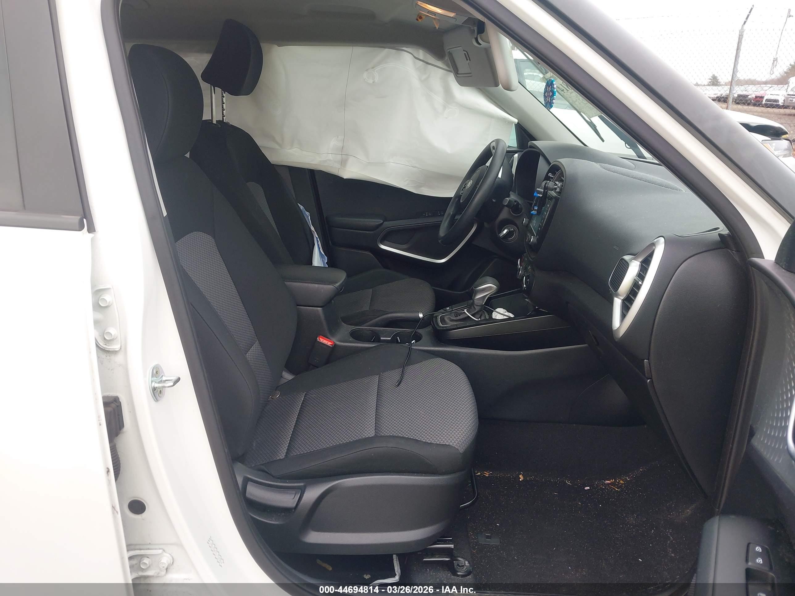 KIA SOUL image 5
