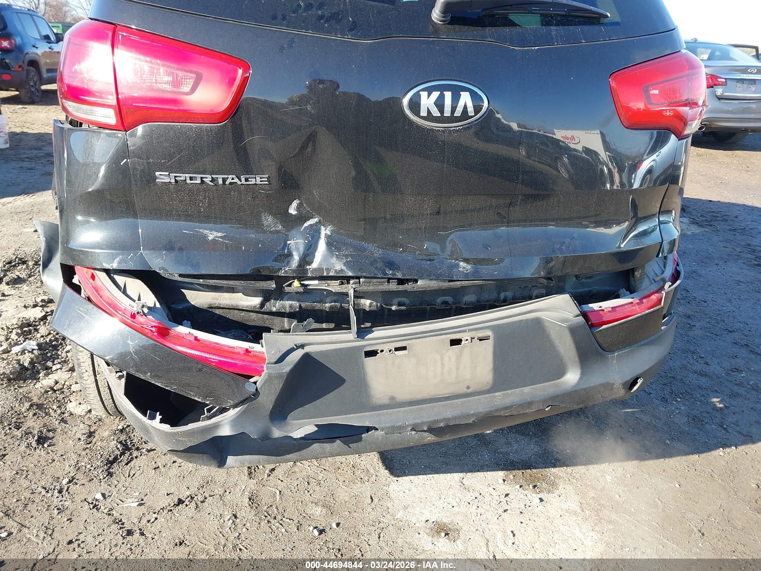 KIA SPORTAGE image 6