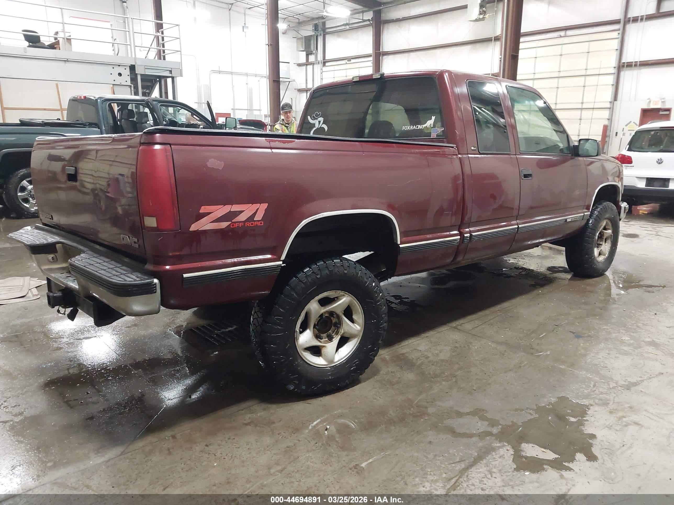 GMC SIERRA image 4
