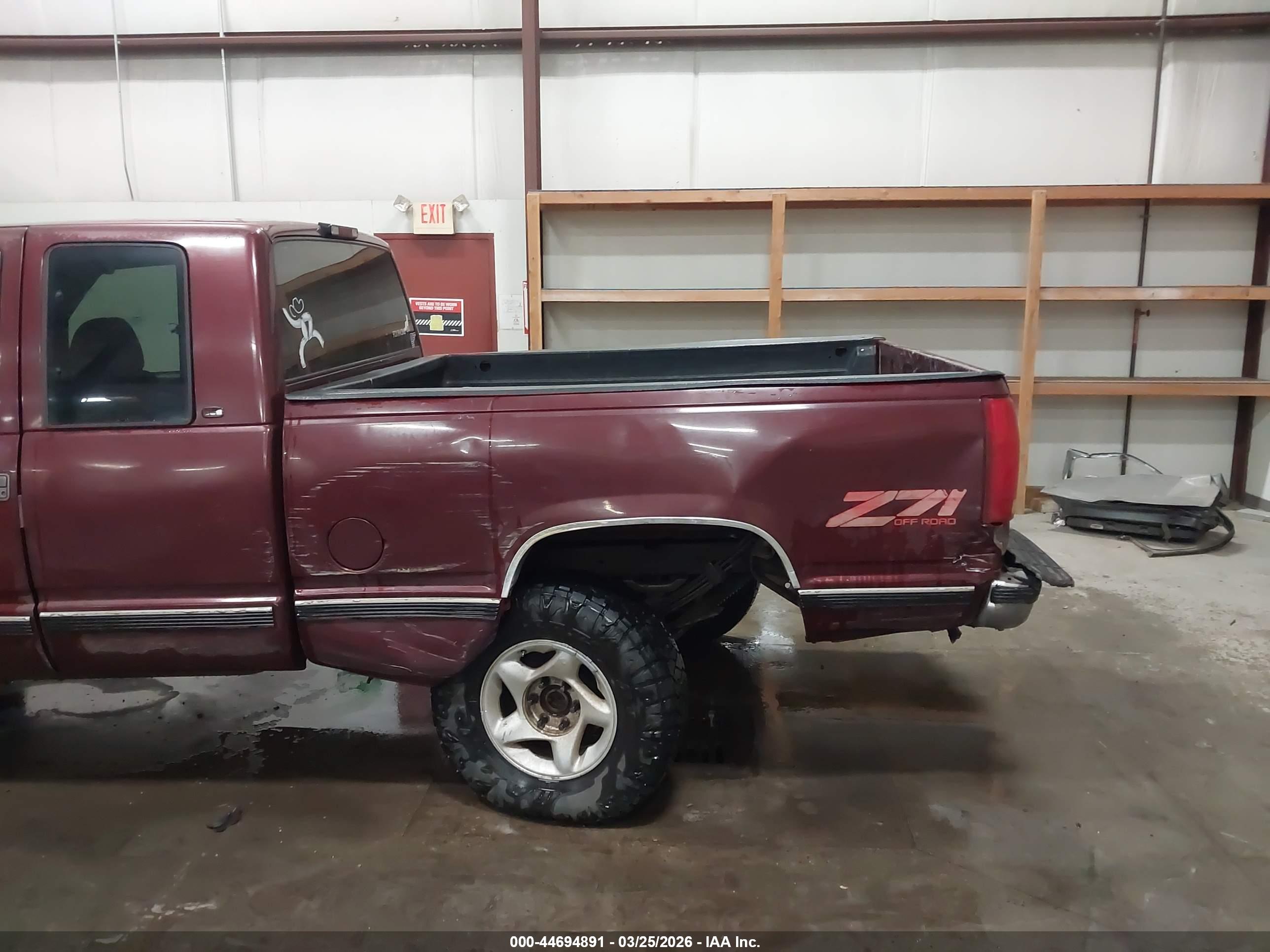 GMC SIERRA image 6