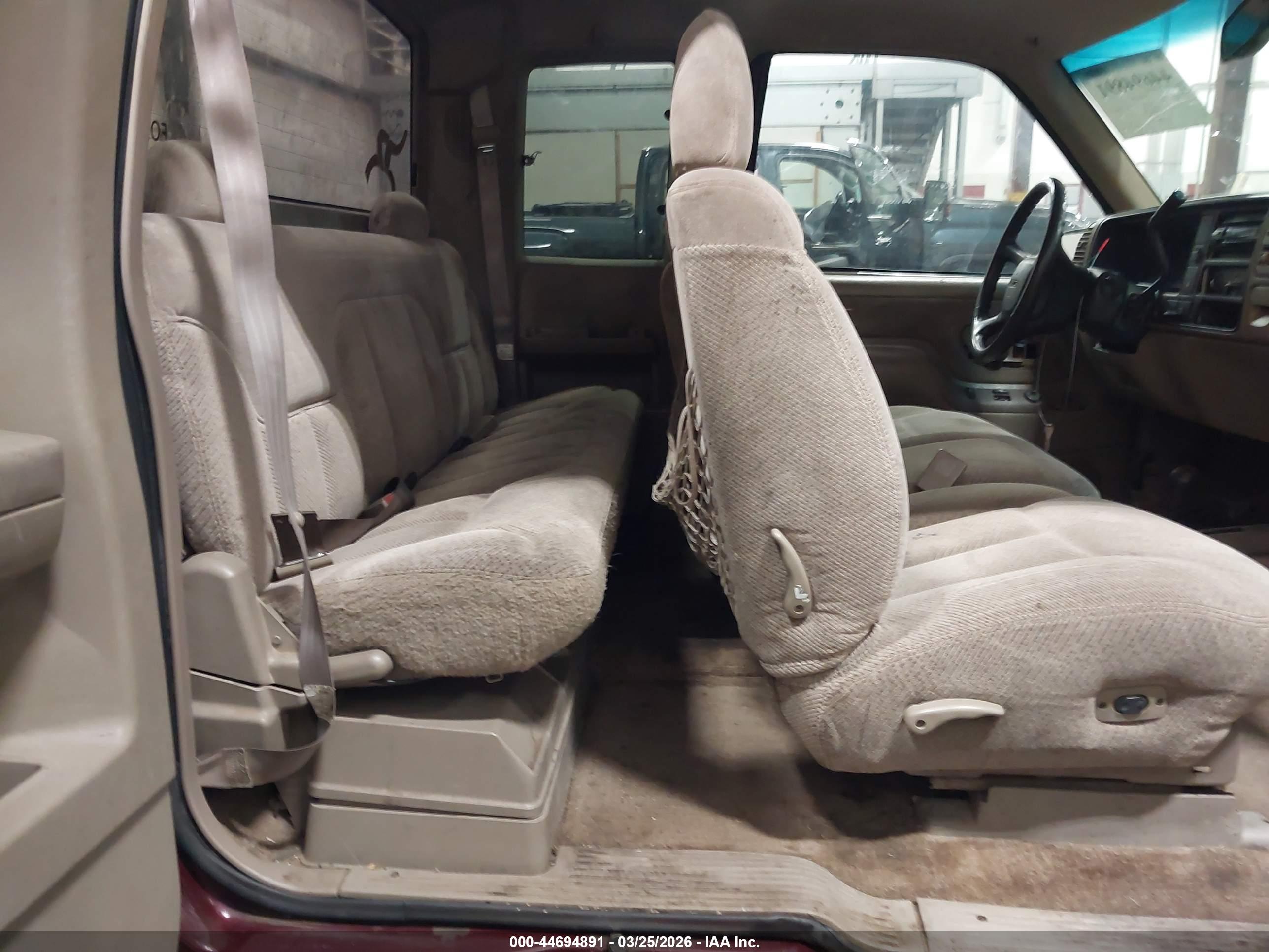 GMC SIERRA image 8