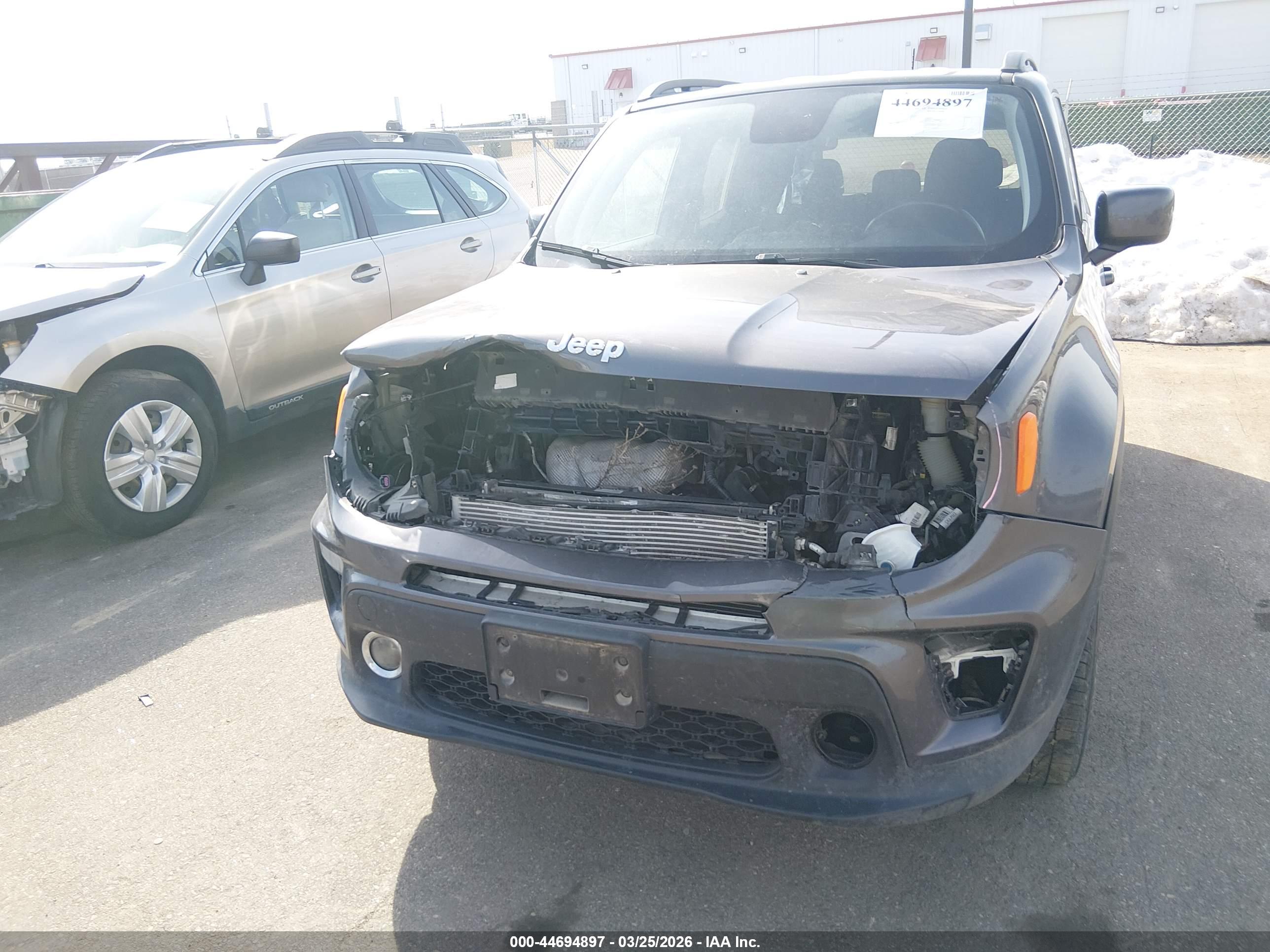 JEEP RENEGADE image 6