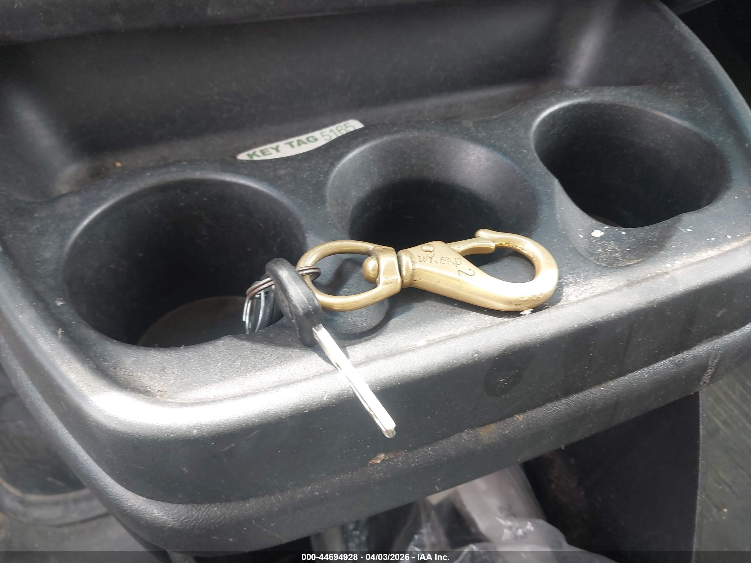 CHEVROLET EXPRESS image 11