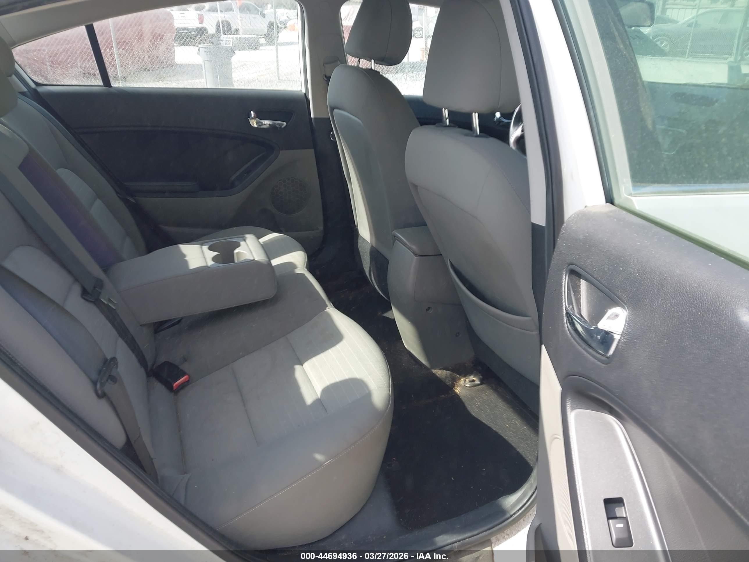 KIA FORTE image 8