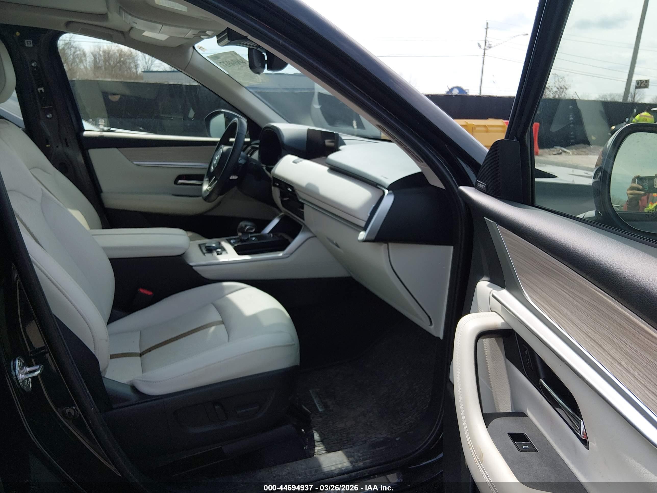 MAZDA CX-90 image 5
