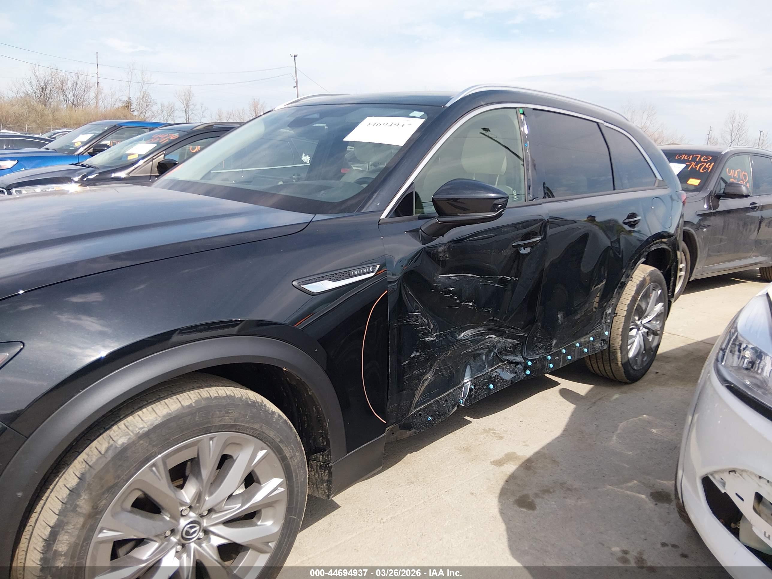 MAZDA CX-90 image 6