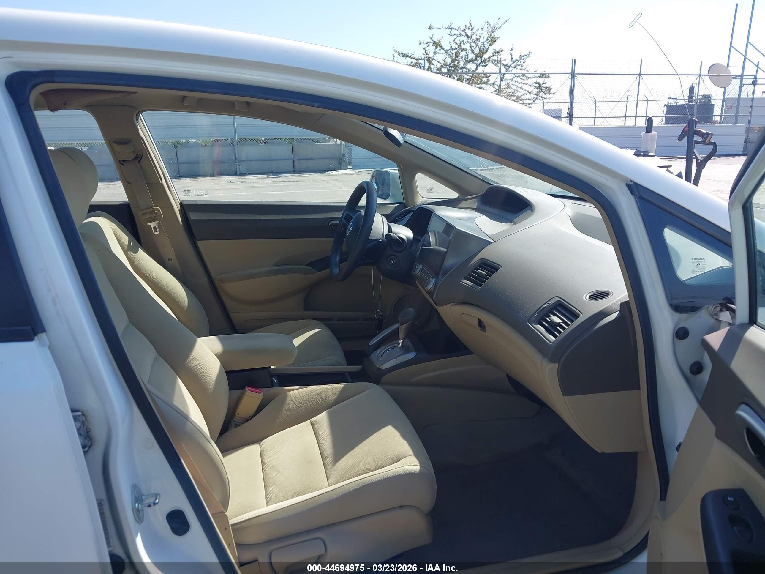 HONDA CIVIC image 5