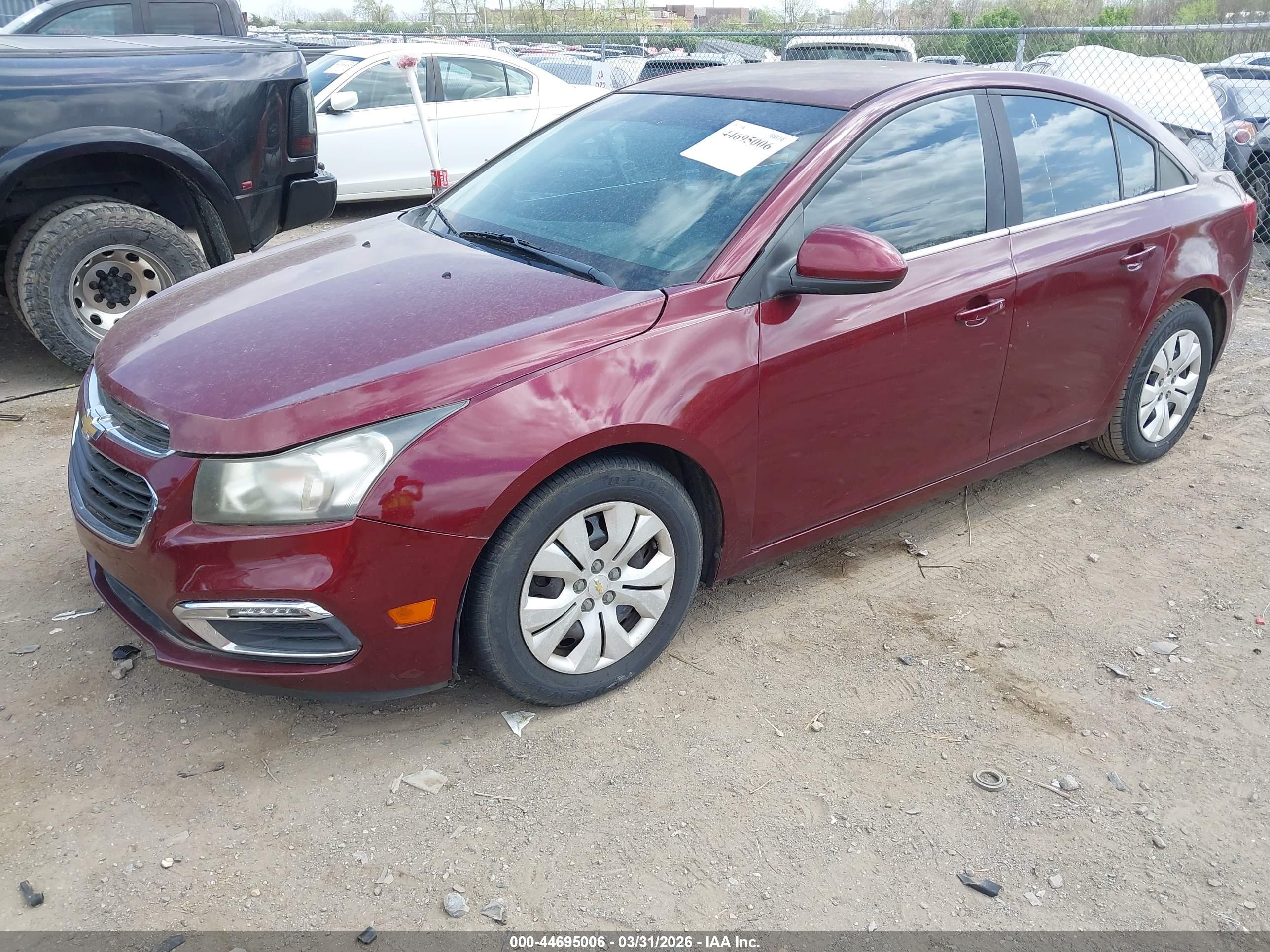 CHEVROLET CRUZE image 2