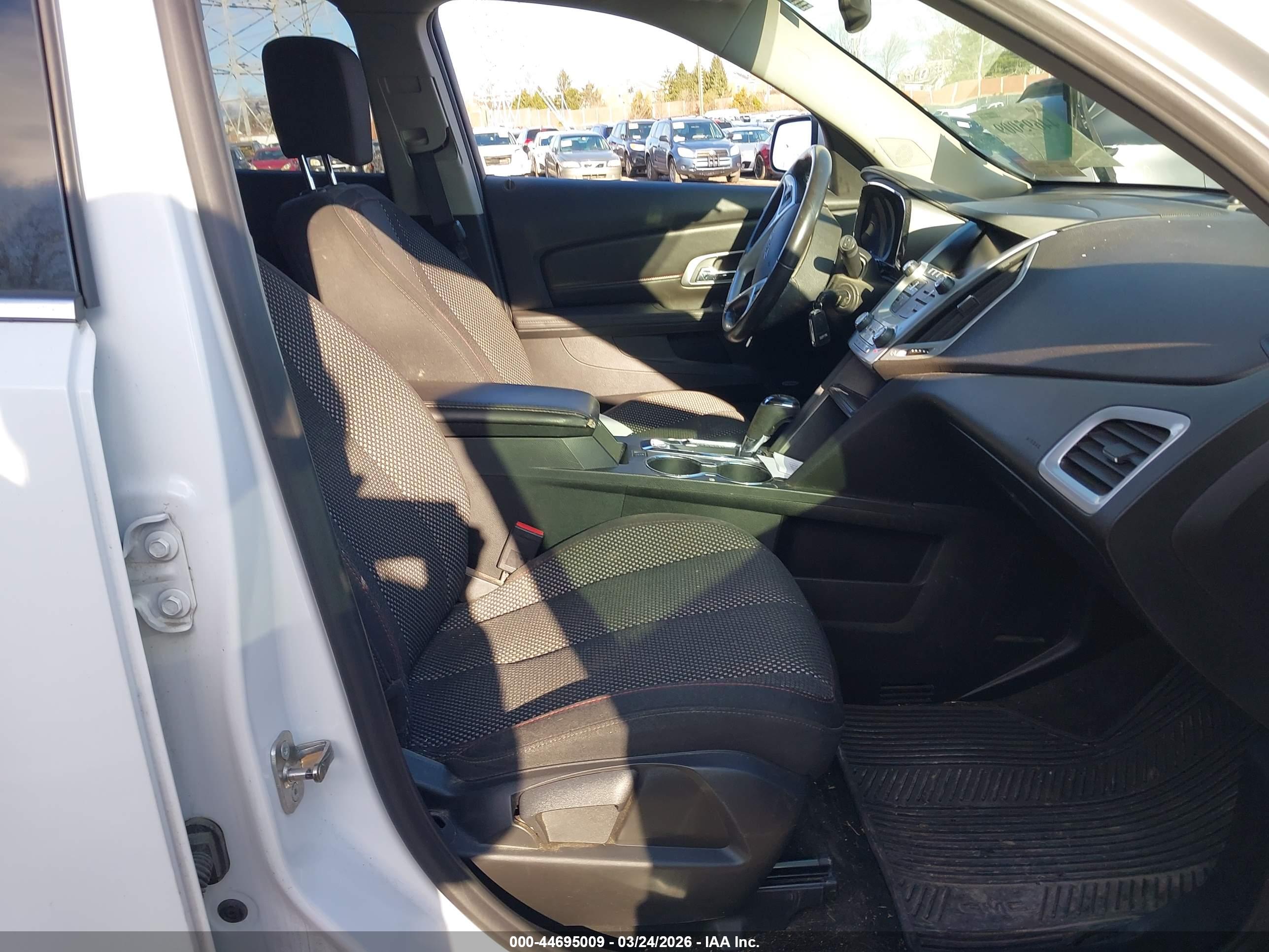 GMC TERRAIN image 5