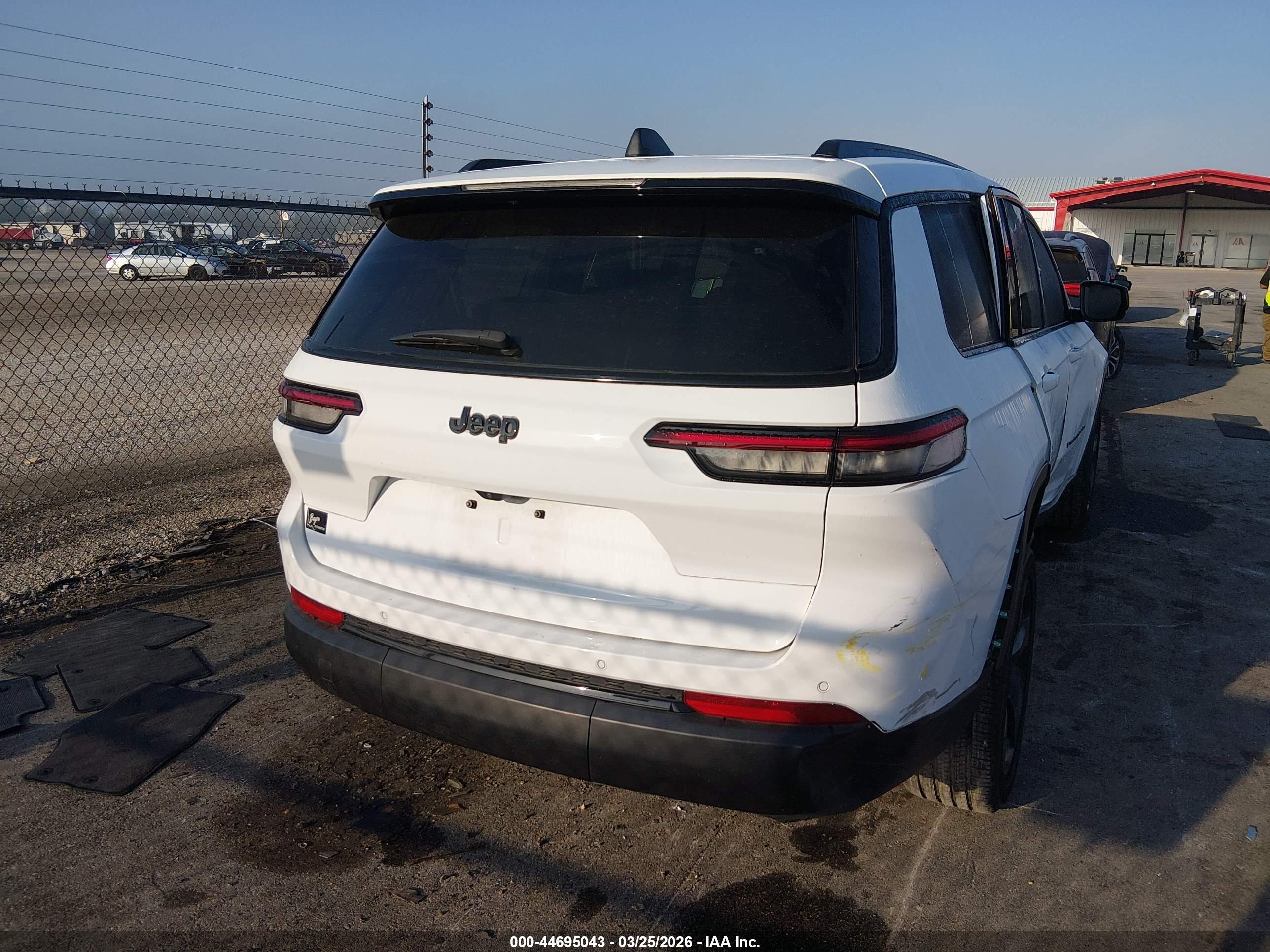 JEEP GRAND image 4