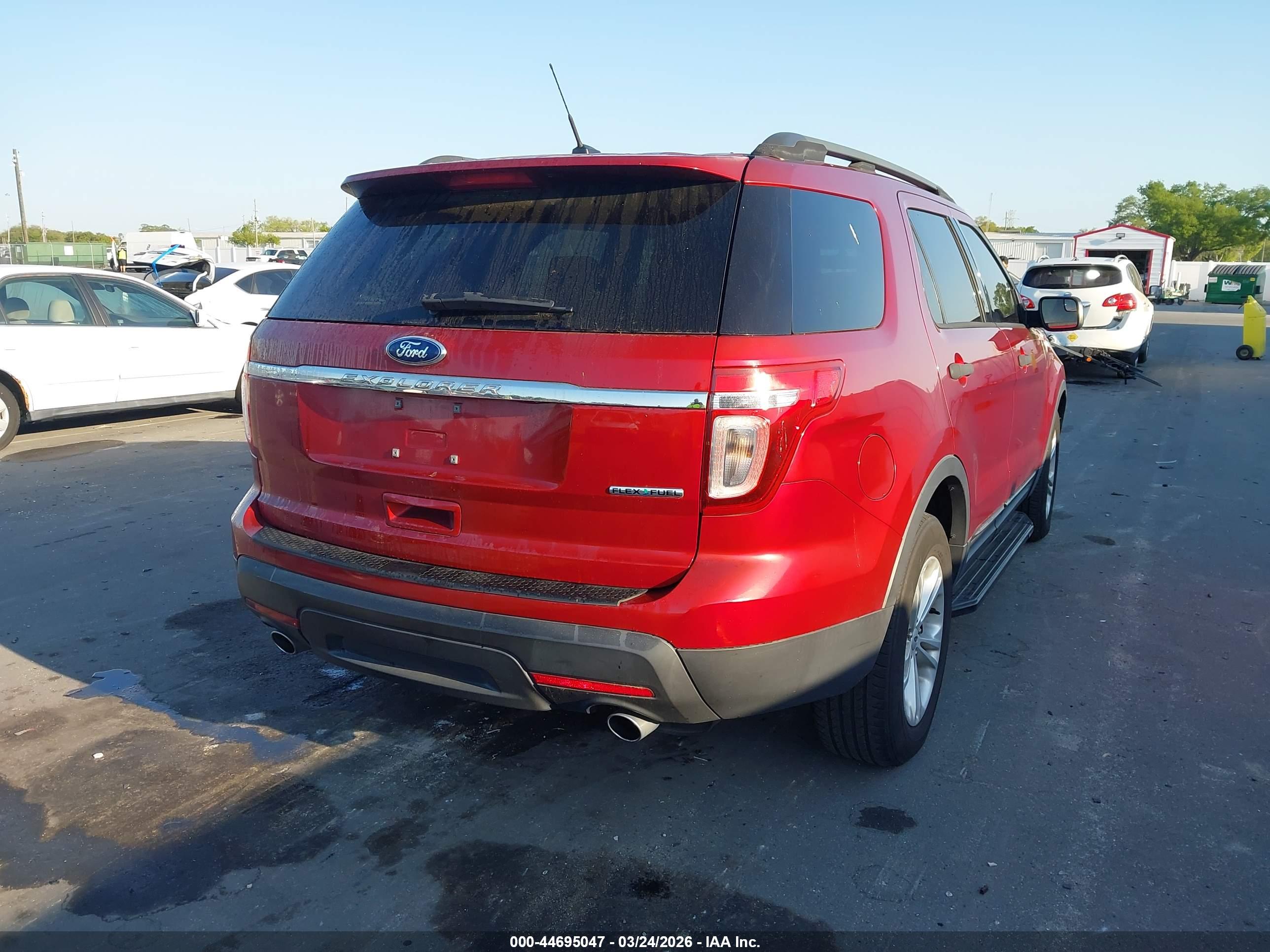 FORD EXPLORER image 4