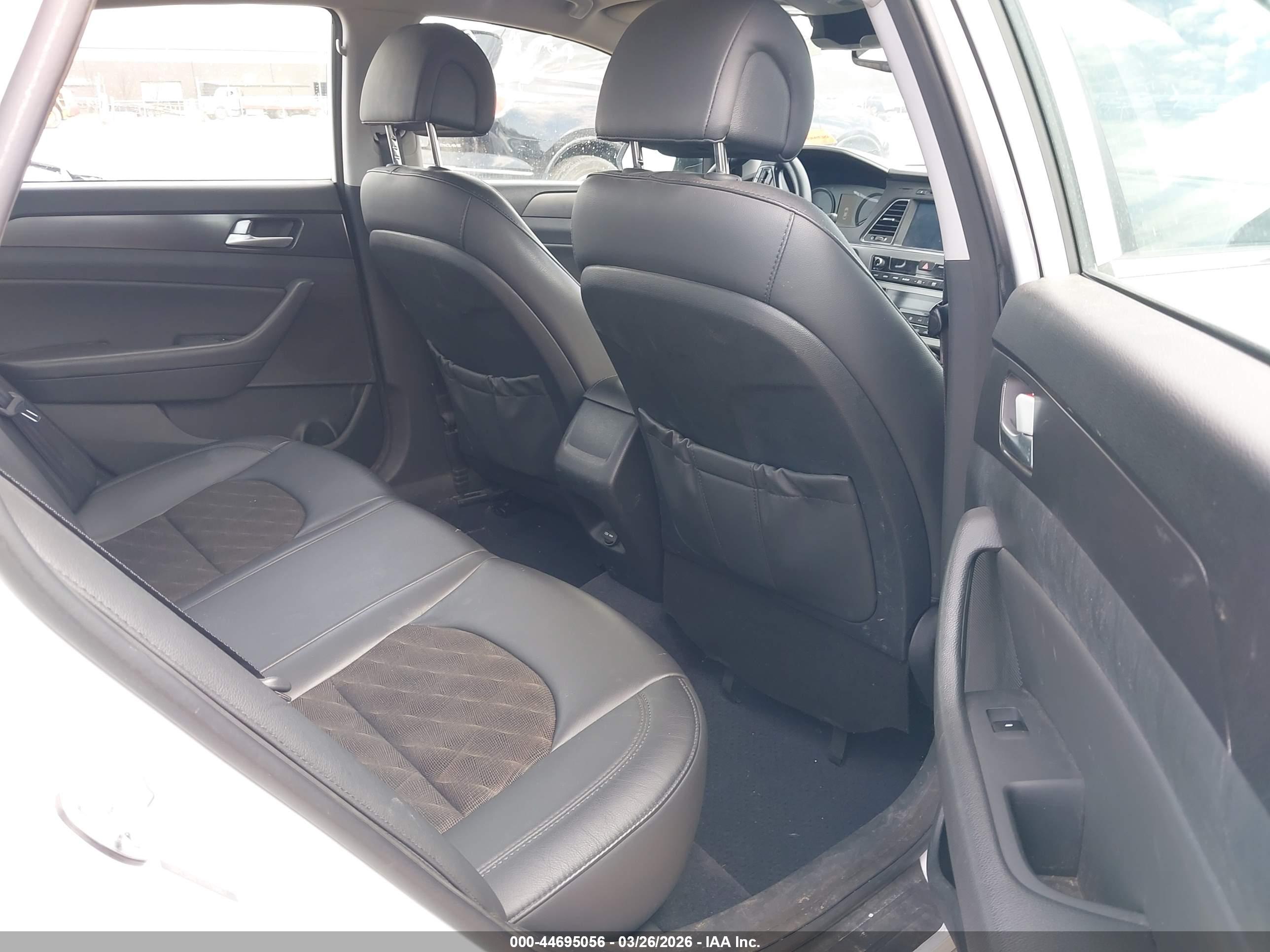 HYUNDAI SONATA image 8