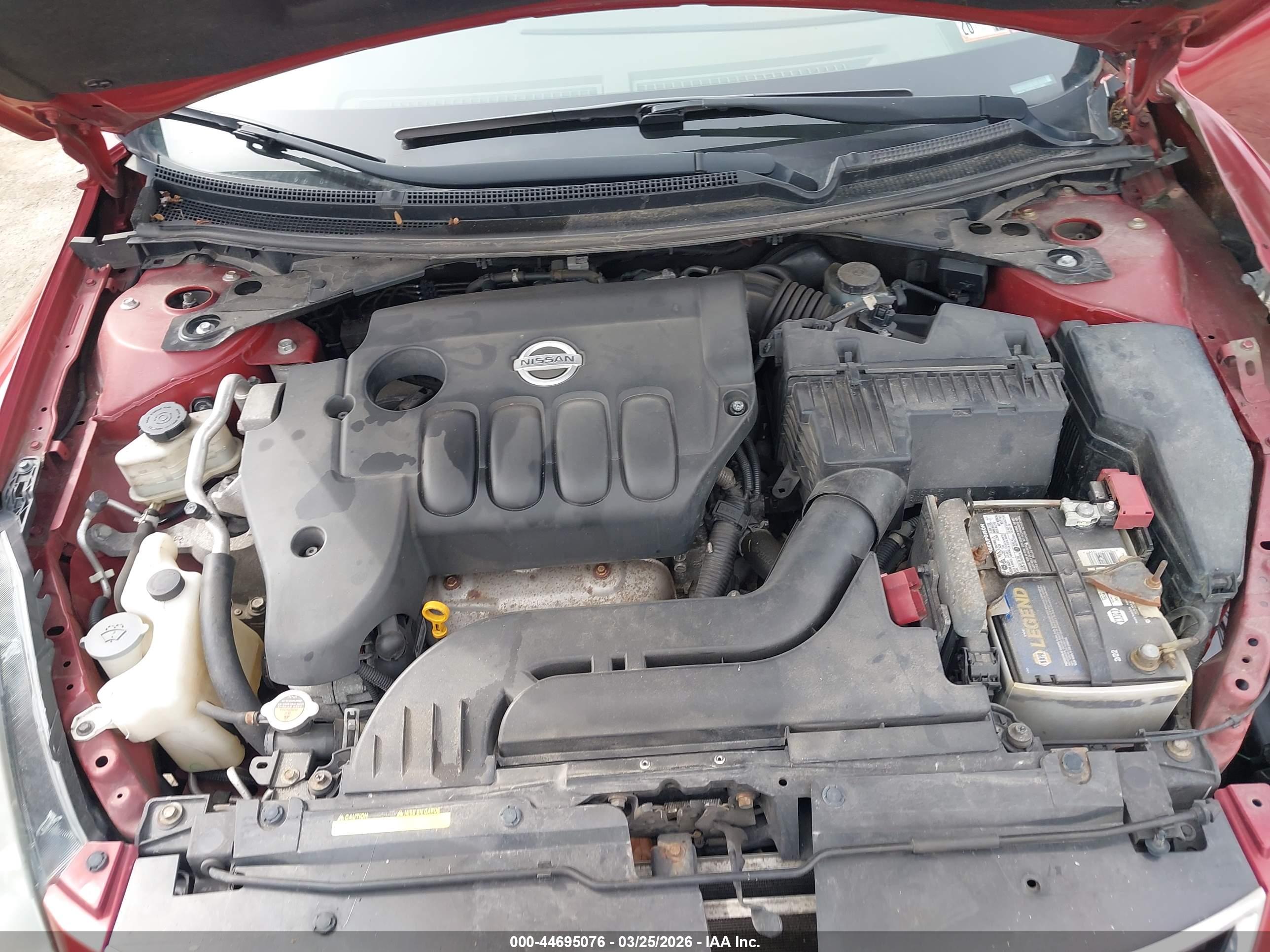 NISSAN ALTIMA image 10