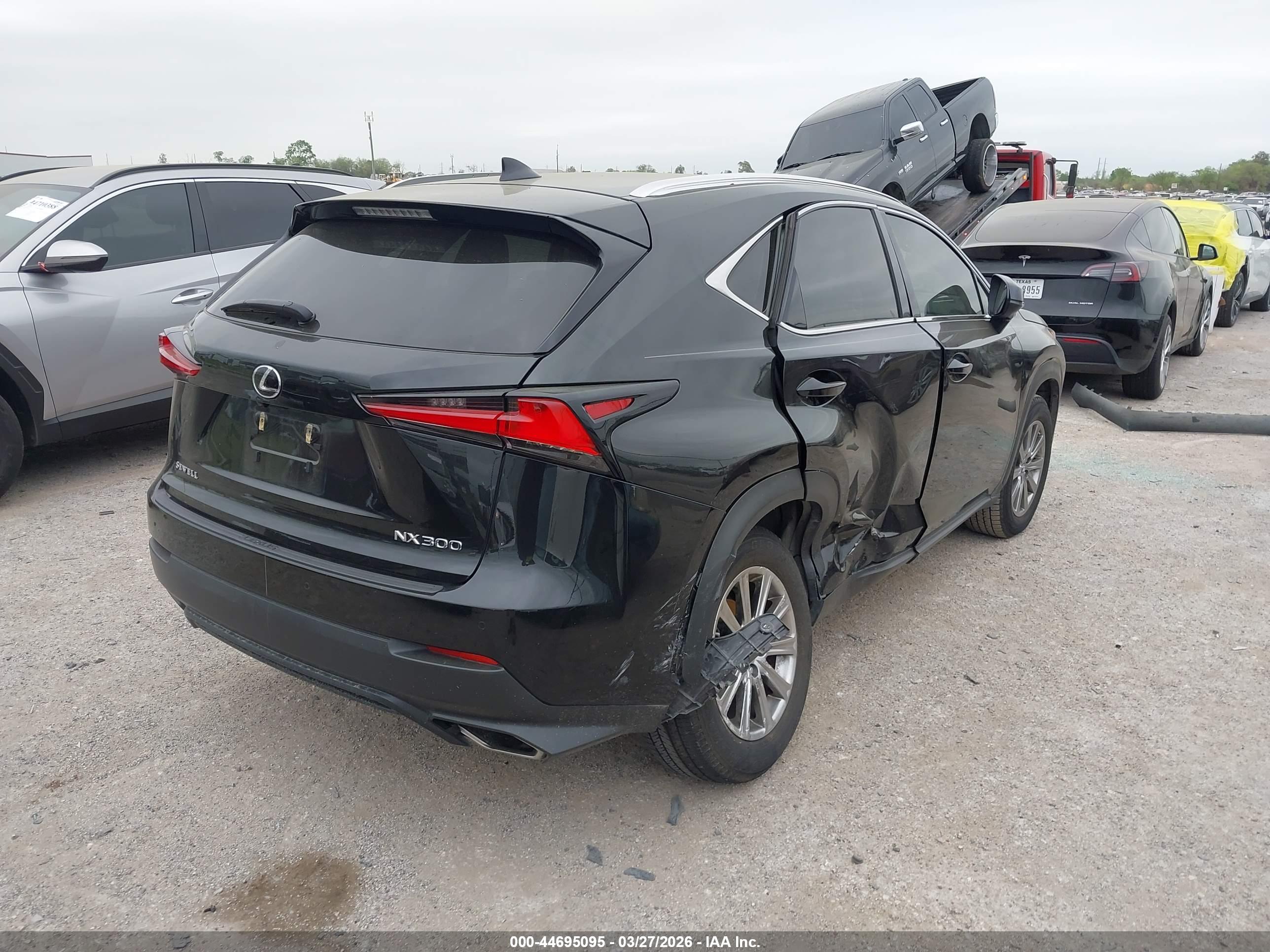 LEXUS NX image 4