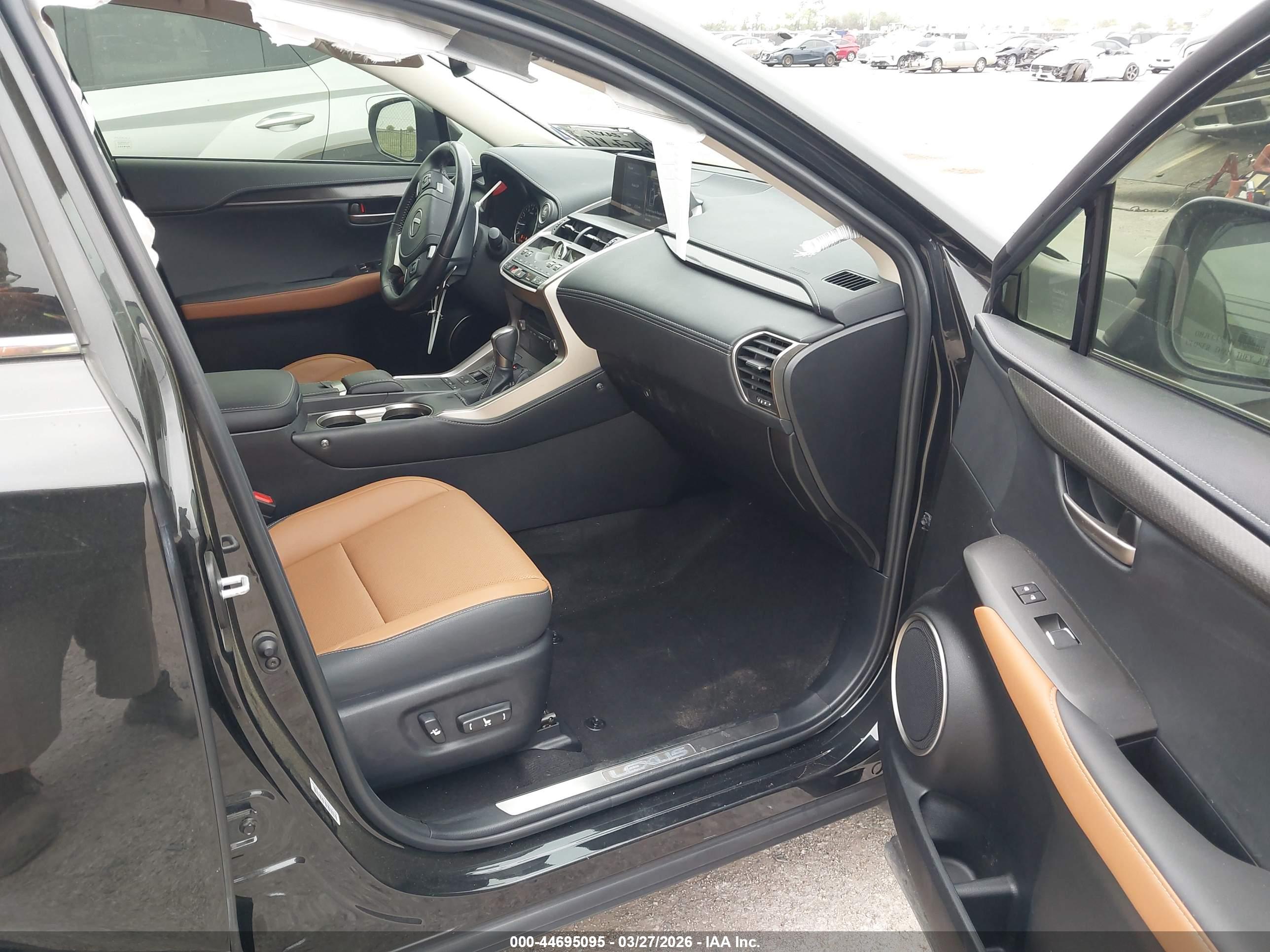 LEXUS NX image 5