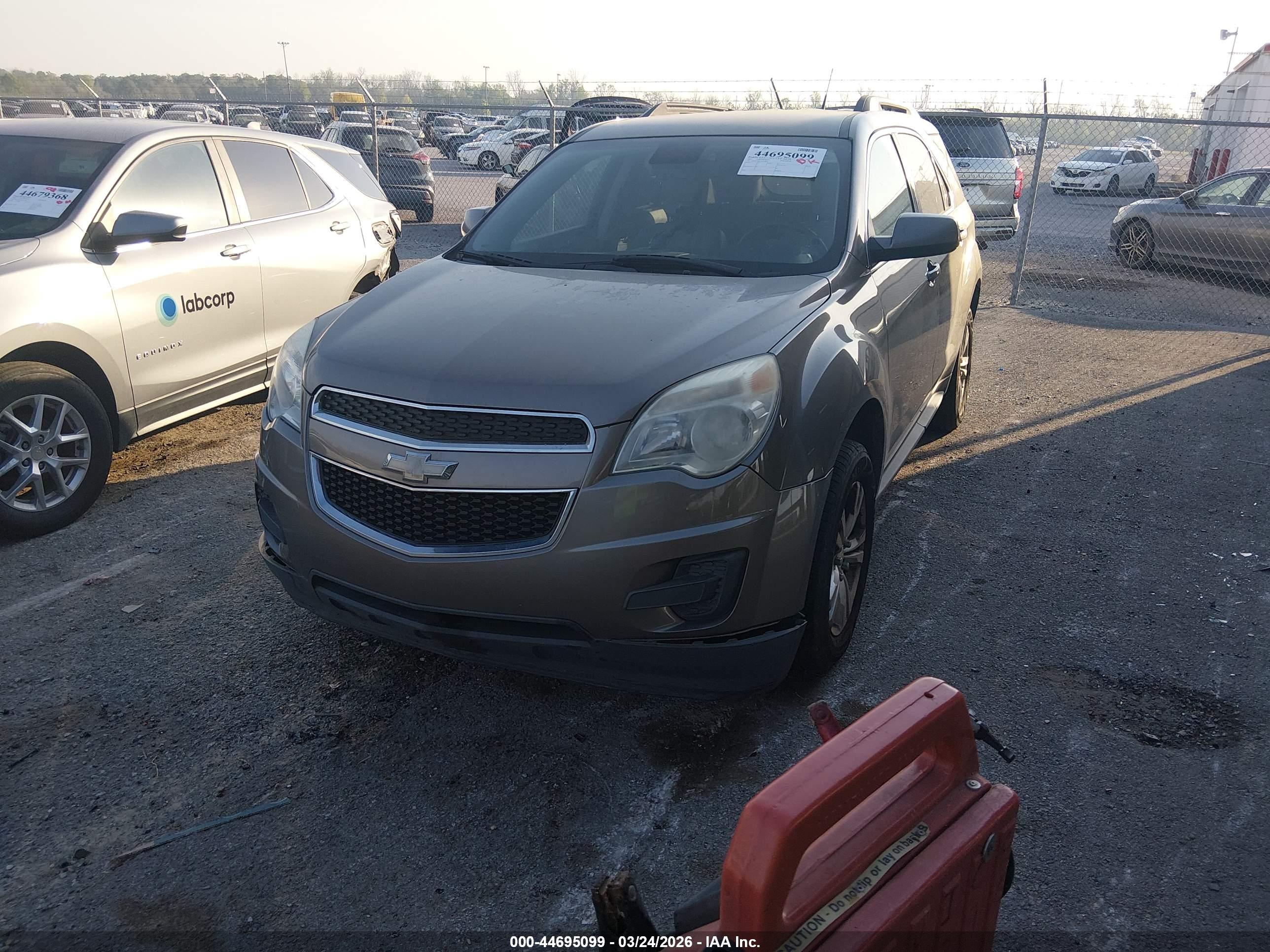 CHEVROLET EQUINOX image 2