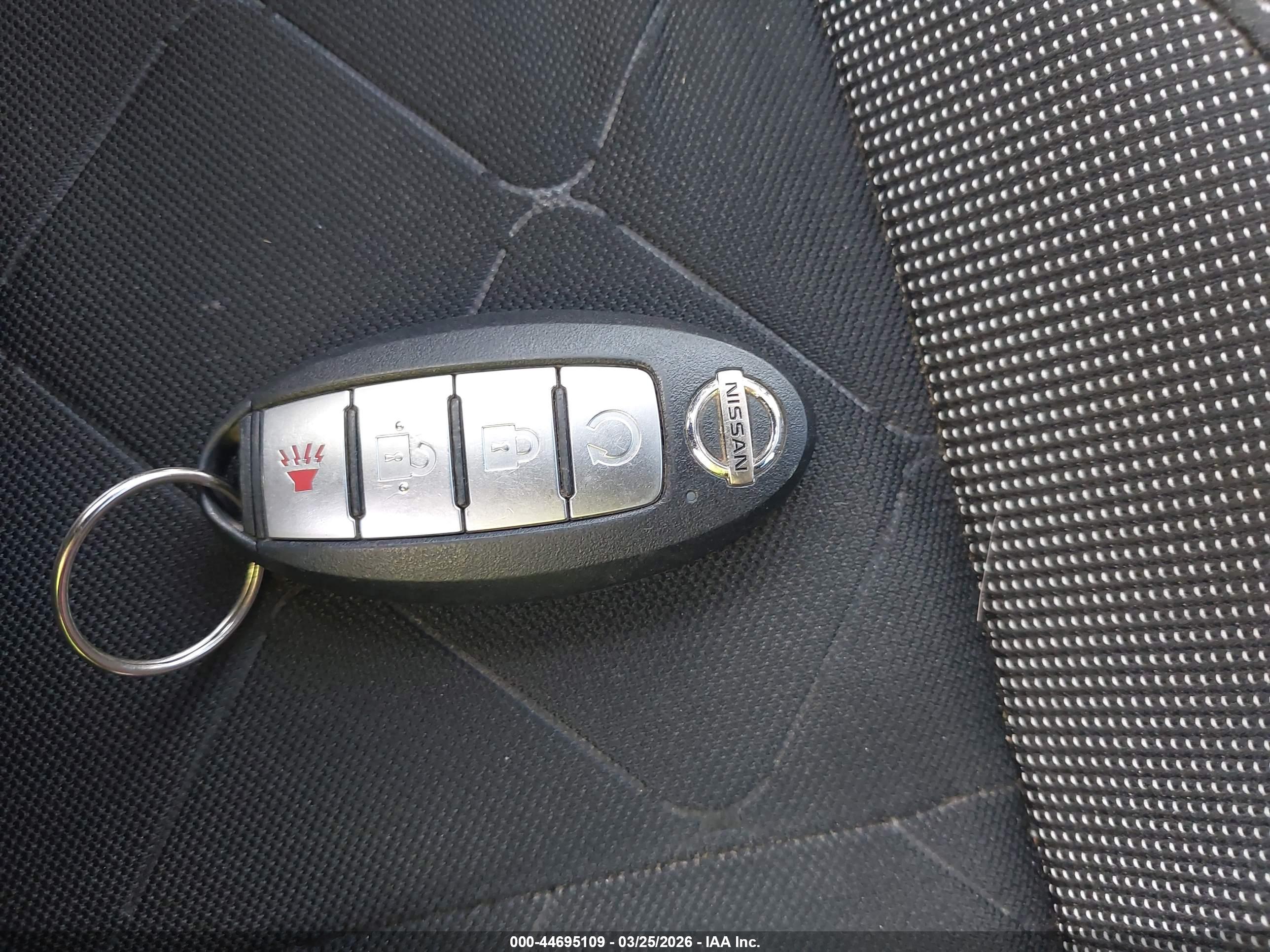 NISSAN KICKS image 11