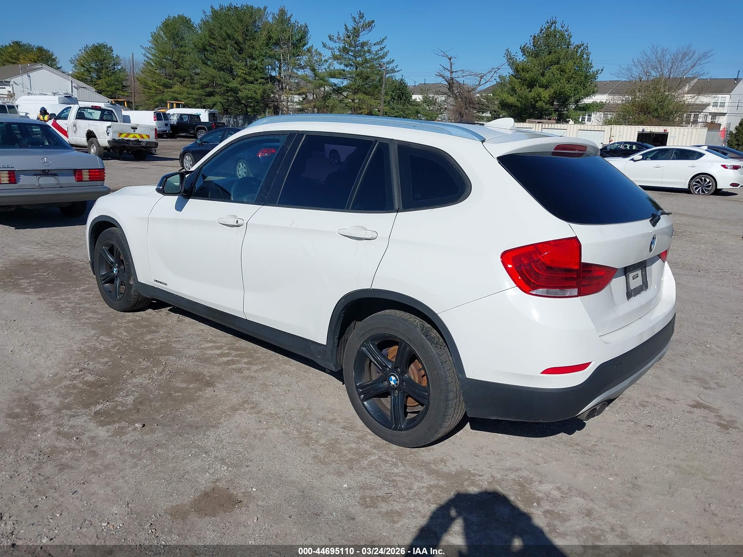 BMW X1 image 3