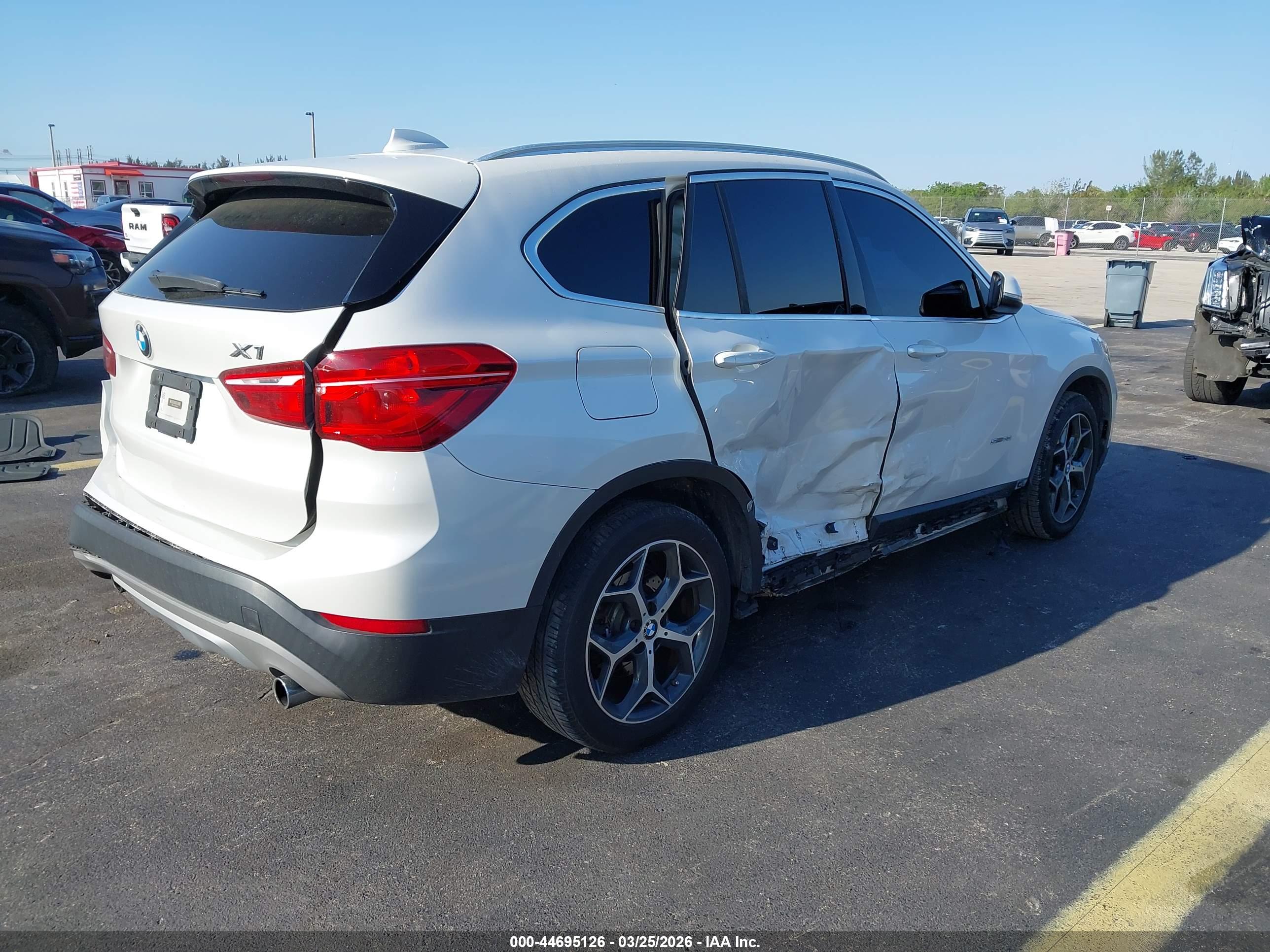 BMW X1 image 4