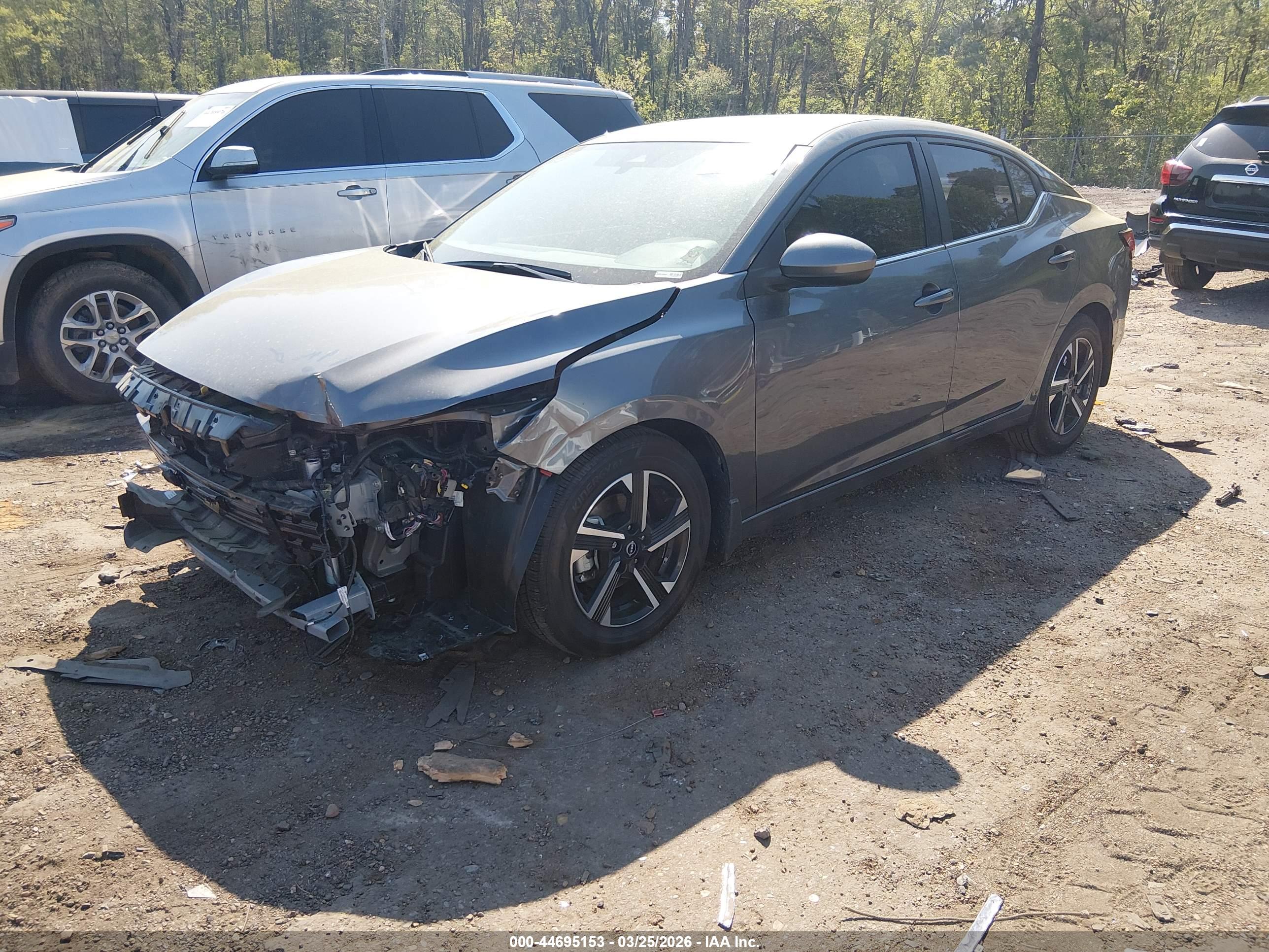 NISSAN SENTRA image 2